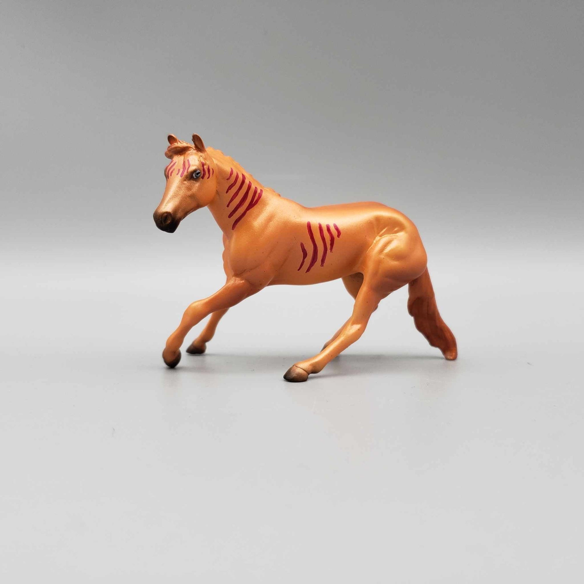 Kutta &amp; Calf OOAK Orange Alien Blacklight Reactive Cutter &amp; Holstein Calf Chip - Alien Series By Jess Hamill Moonlight Madness 2023 MM23