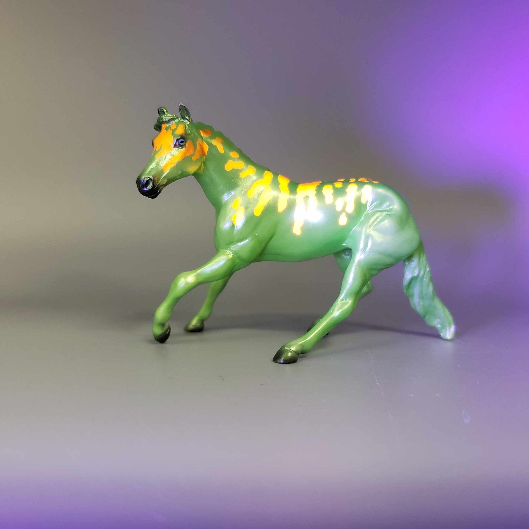 Reldreas &amp; Calf OOAK Neon Green Blacklight Reactive Cutter &amp; Alien Calf Chip LE-30 By Jess Hamill Moonlight Madness 2023 MM23