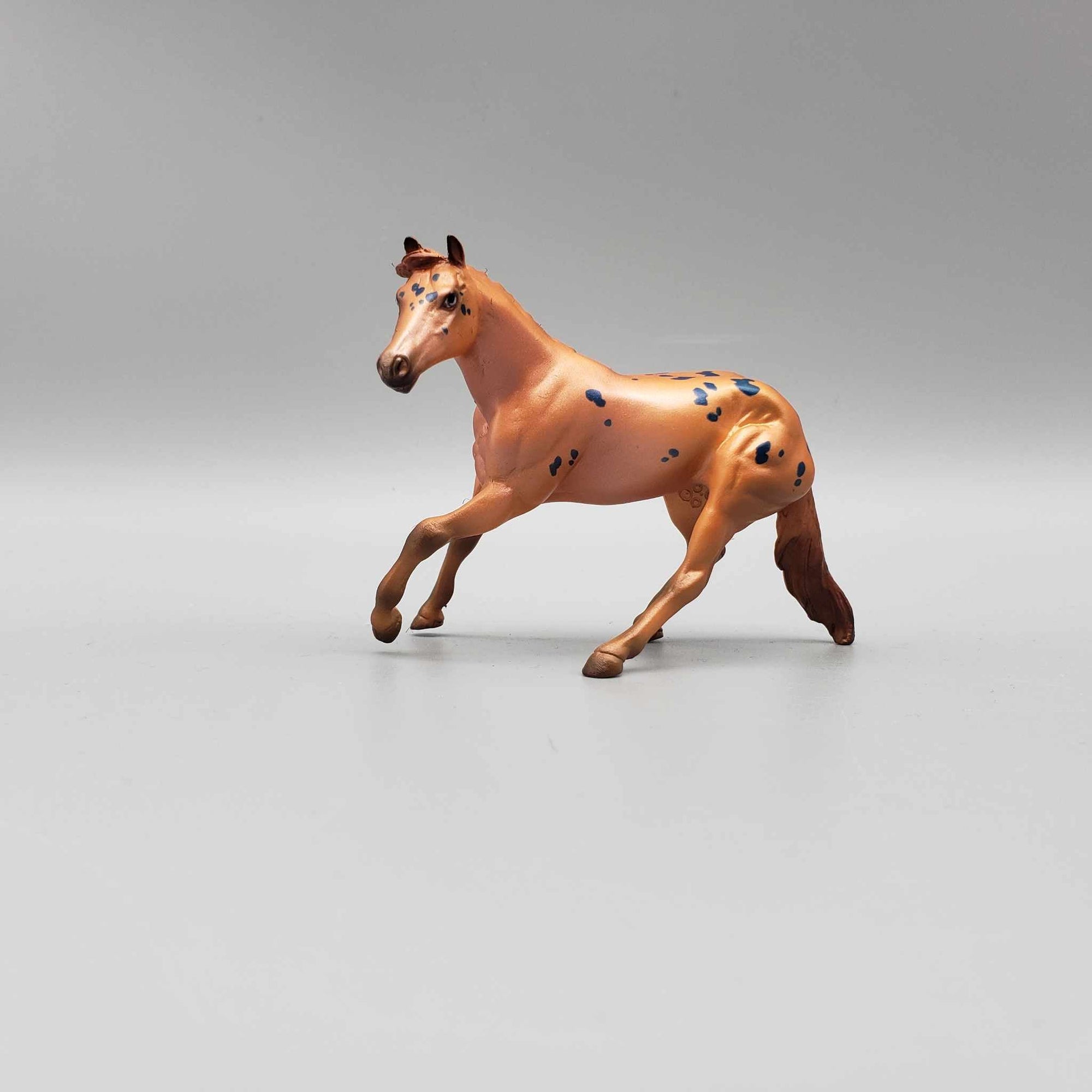 Drotix &amp; Calf OOAK Orange Blacklight Reactive Cutter &amp; Alien Calf Chip LE-30 By Jess Hamill Moonlight Madness 2023 MM23