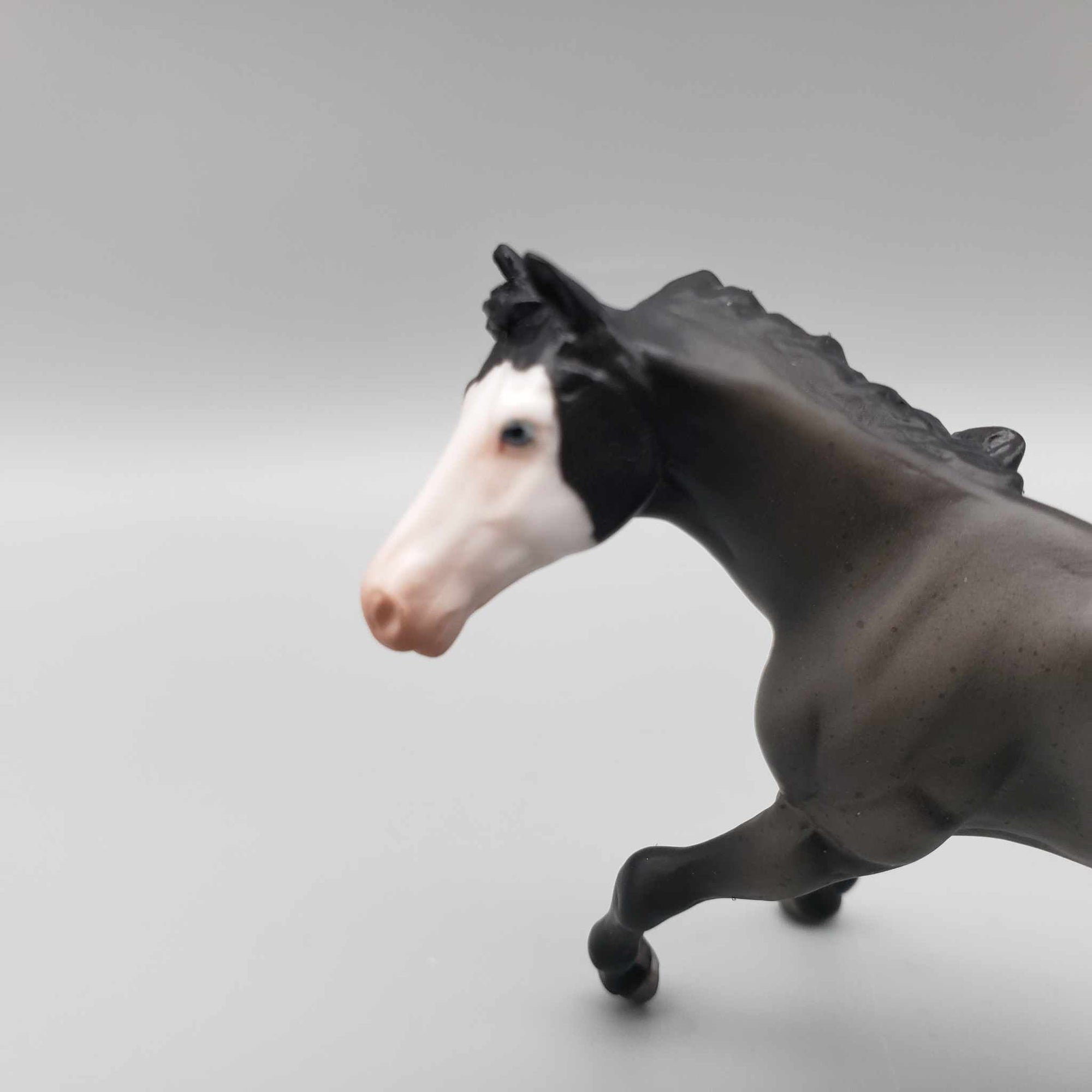 Mojo OOAK Blue Roan Cutter Chip By Angela Marleau Fall Into Autumn Random Drop Sale 9/23