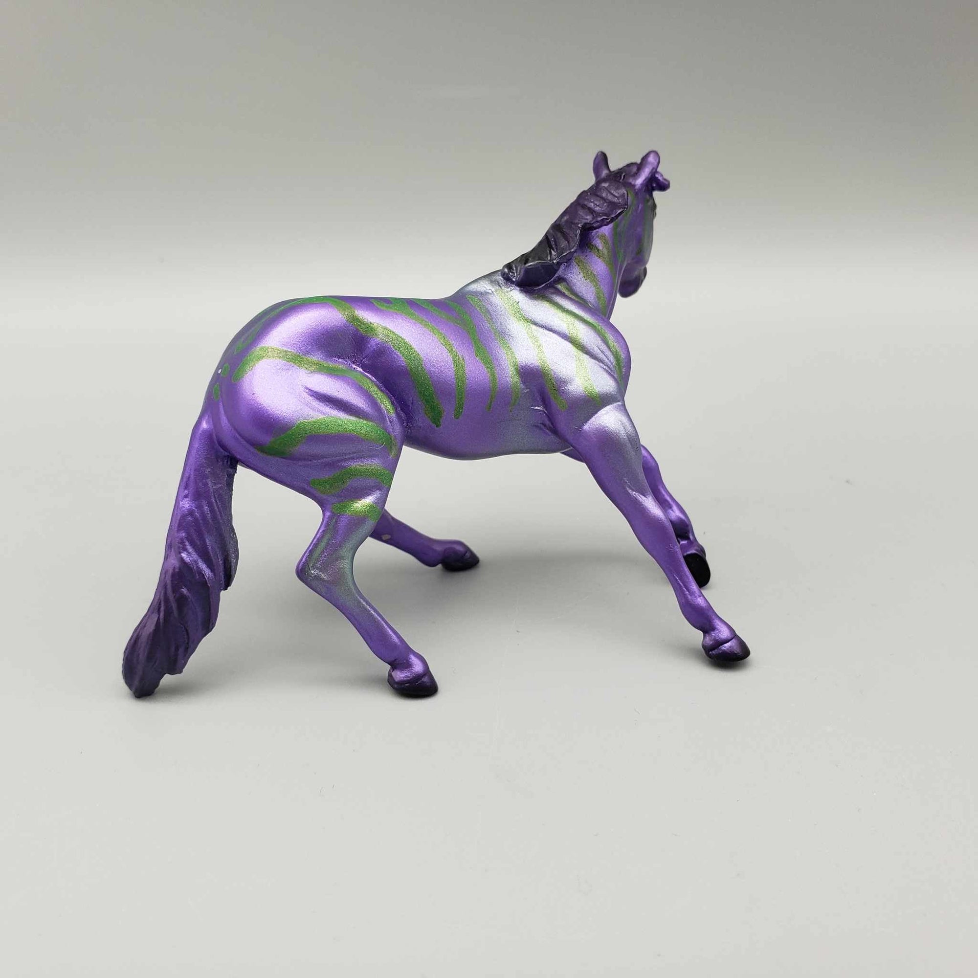 Ogmuils &amp; Calf OOAK Purple Blacklight Reactive Cutter &amp; Alien Calf Chip LE-30 By Jess Hamill Moonlight Madness 2023 MM23