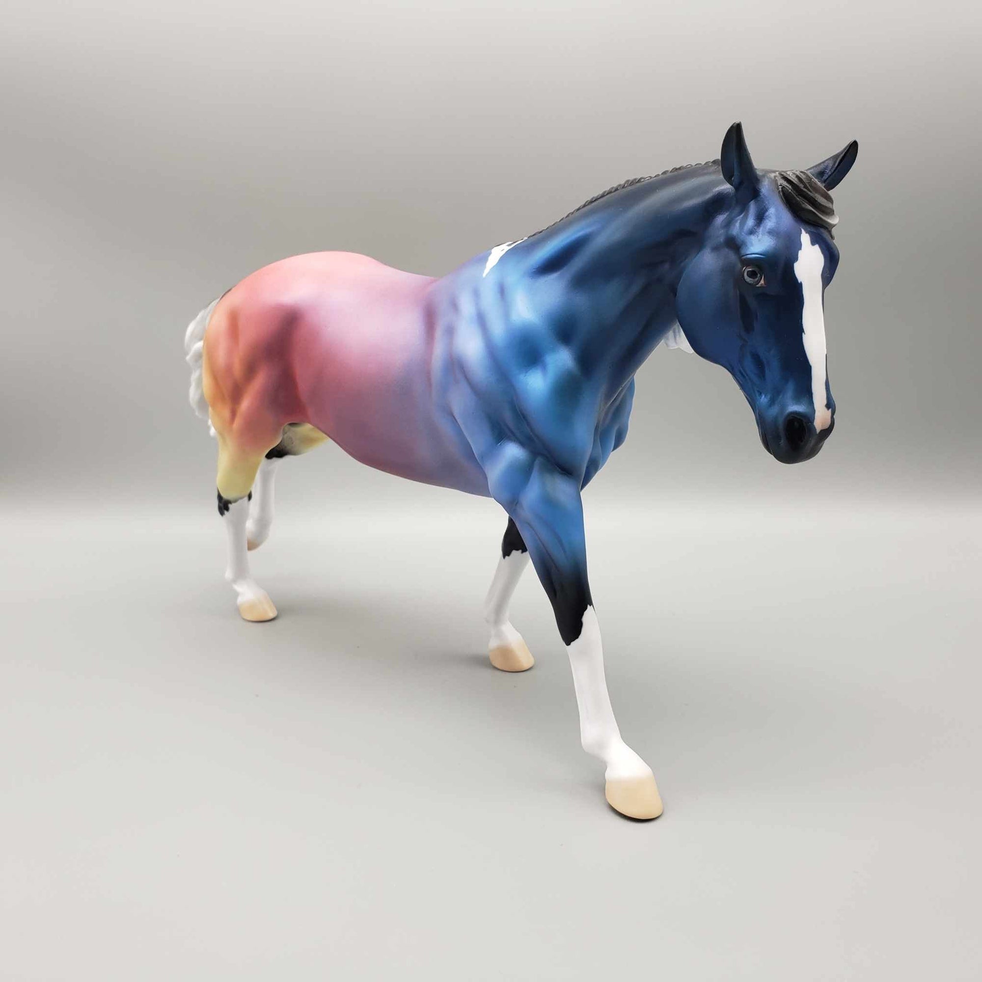 The Time Machine LE-30 Running Stock Horse in 2 Design Color Choices By Ellen Robbins Classic Literature Series 2023 CL23