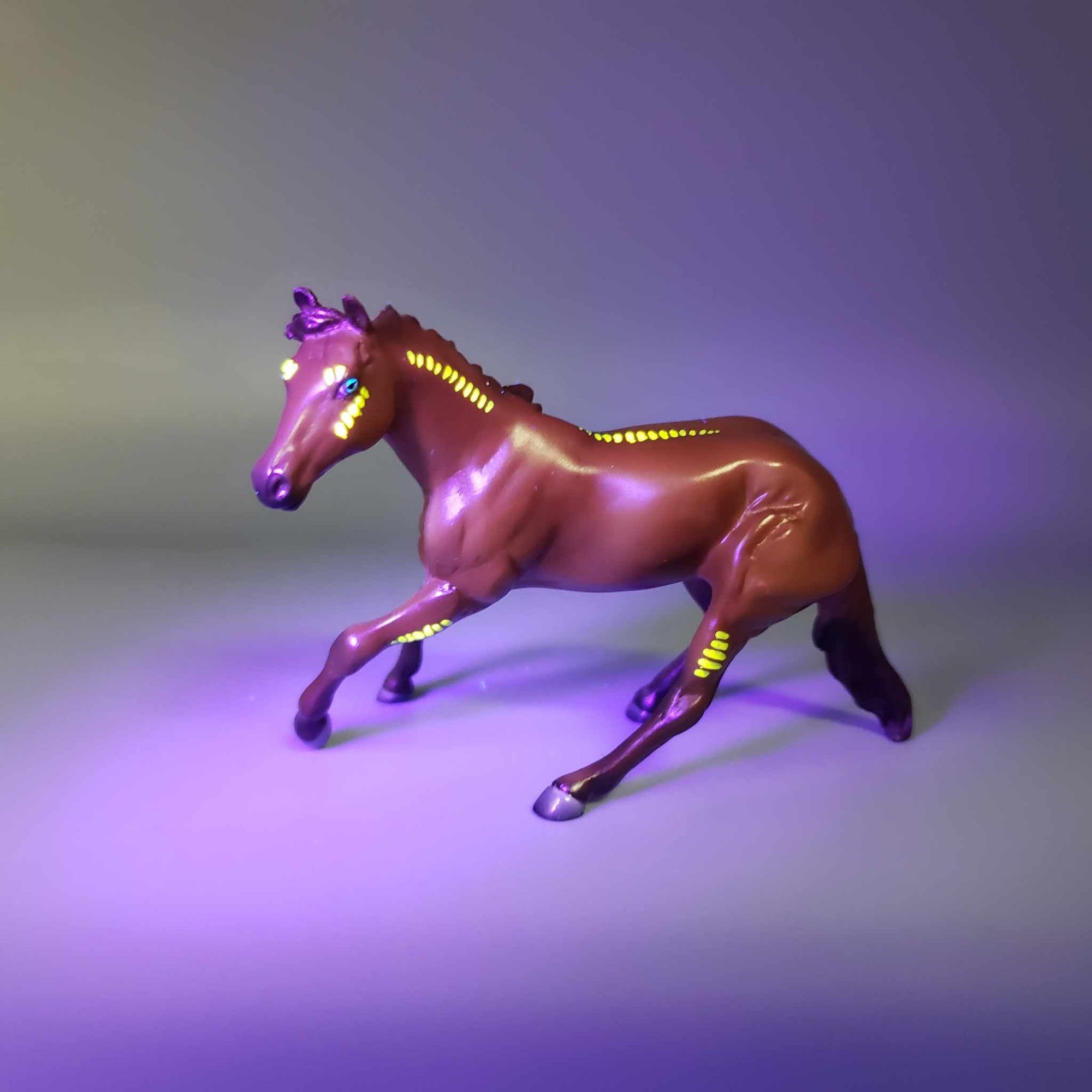 Ommoll &amp; Calf OOAK Buckskin Blacklight Reactive Cutter &amp; Alien Calf Chip LE-30 By Jess Hamill Moonlight Madness 2023 MM23