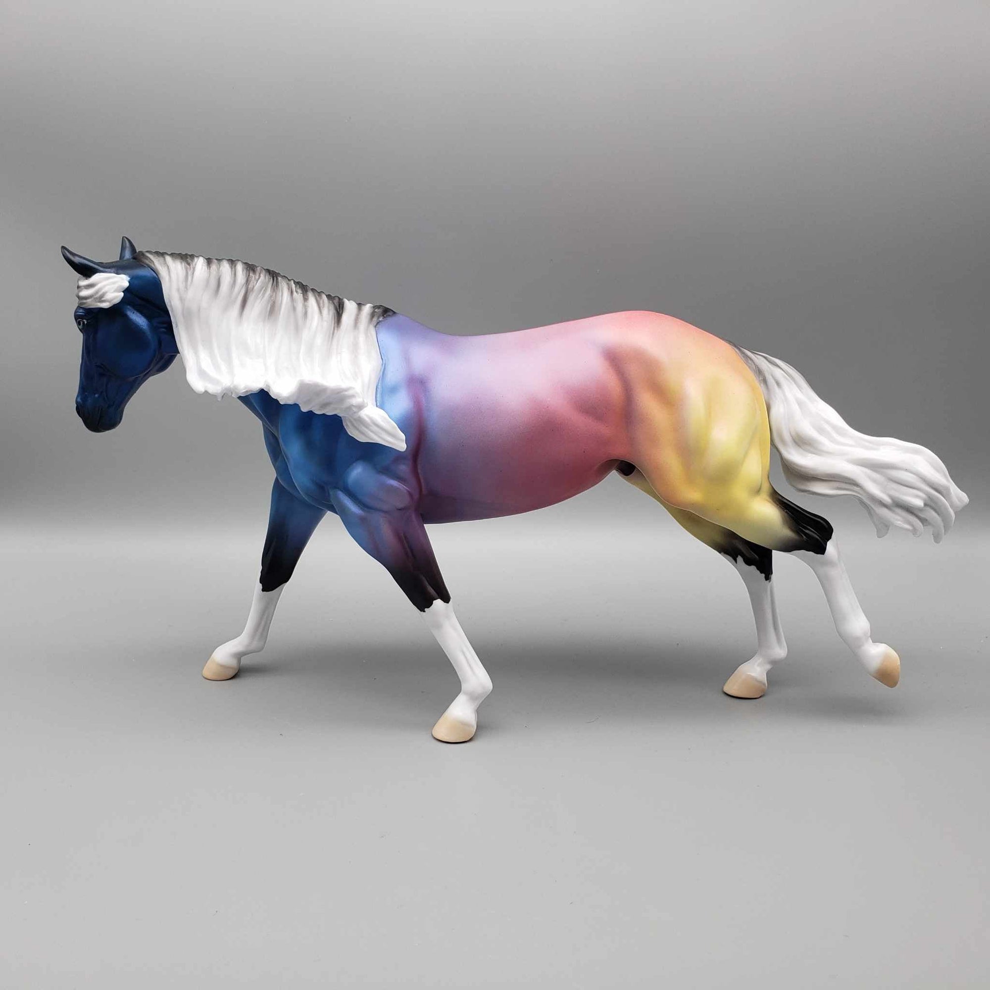 The Time Machine LE-30 Running Stock Horse in 2 Design Color Choices By Ellen Robbins Classic Literature Series 2023 CL23
