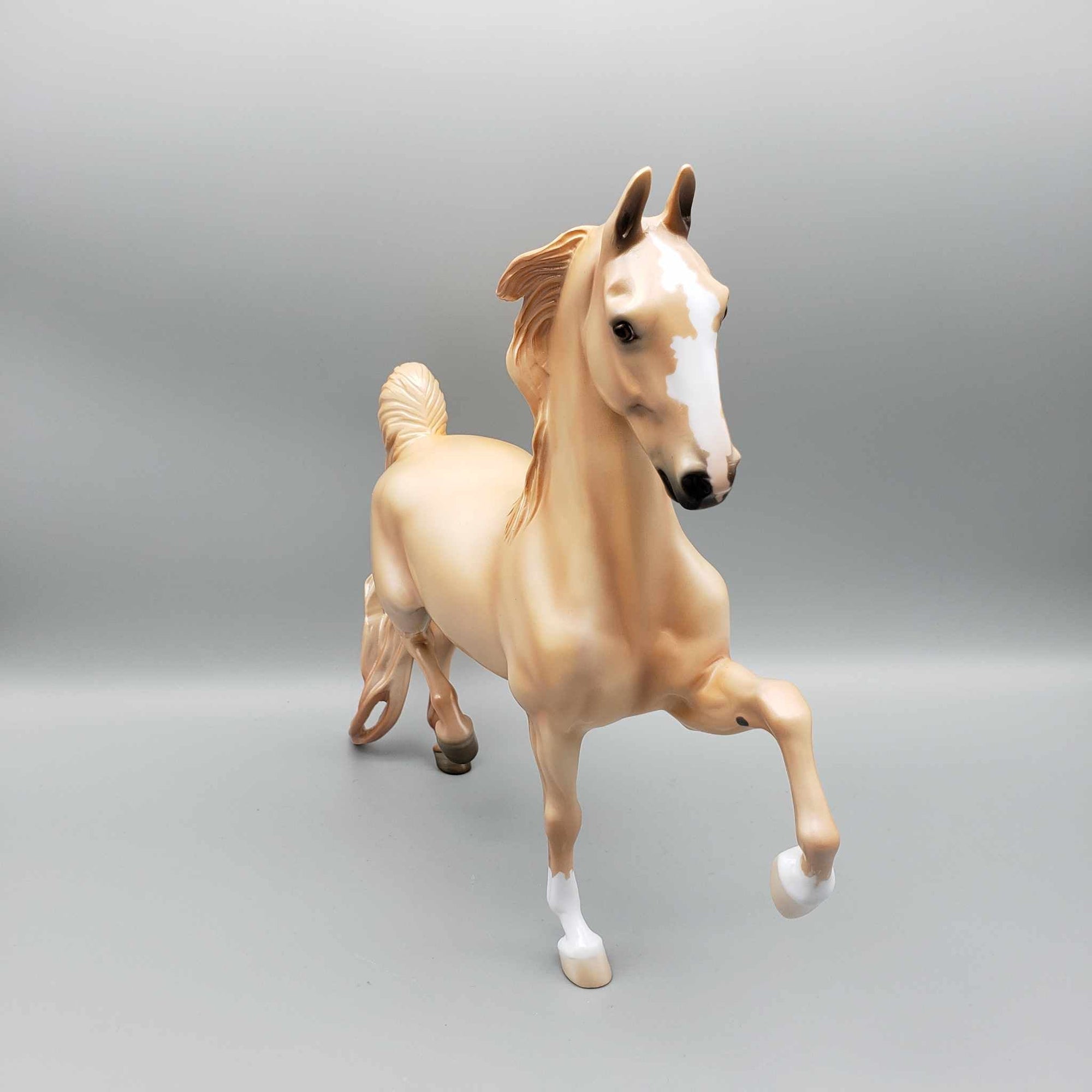 Toffee OOAK Palomino Saddlebred By Angela Marleau With Removable Santa Hat Holiday Sale HS23