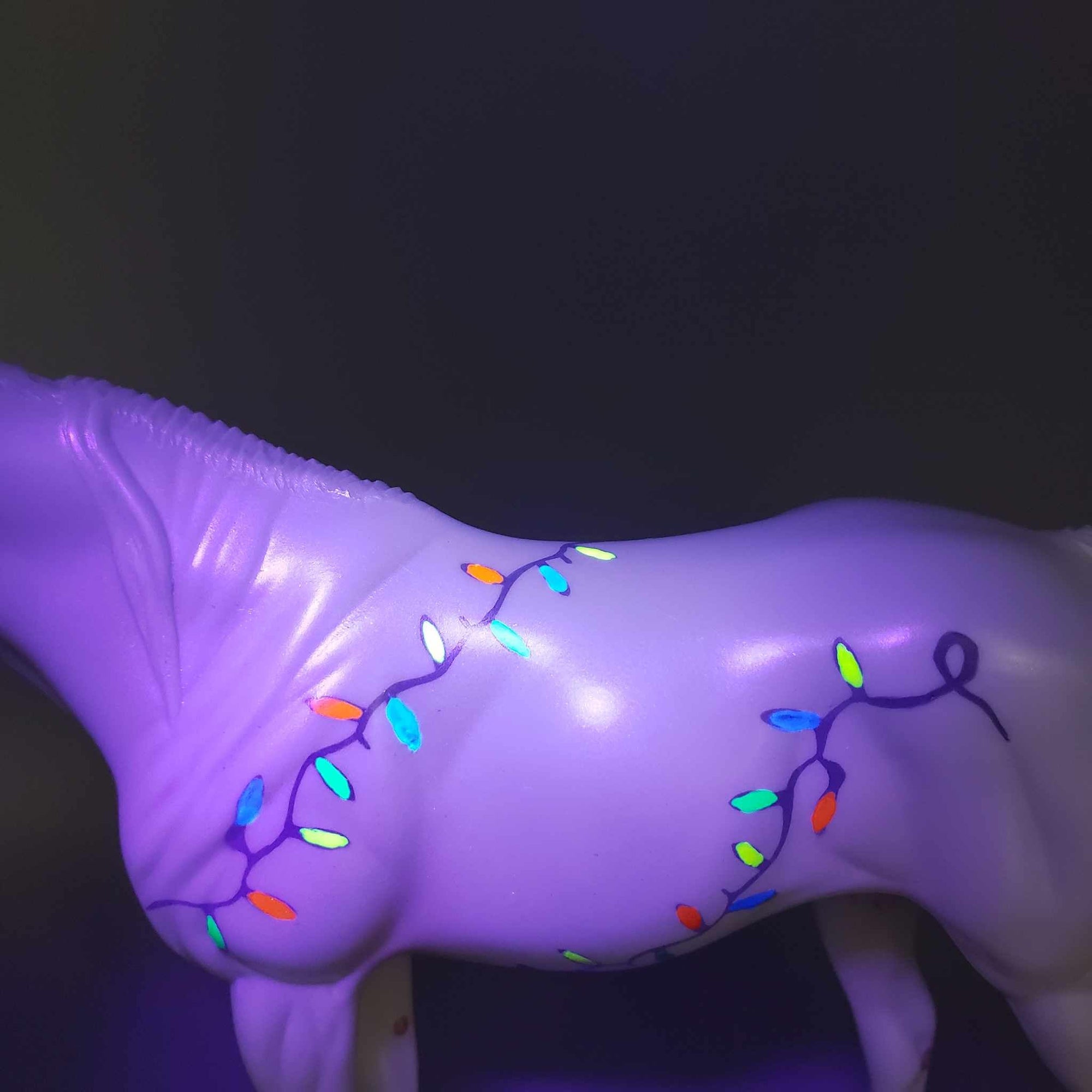 Twinkle Lights Series OOAK White Deco W/ Blacklight Reactive X-Mas Lights Arabian Pebble By Jess Hamill Holiday Sale HS23