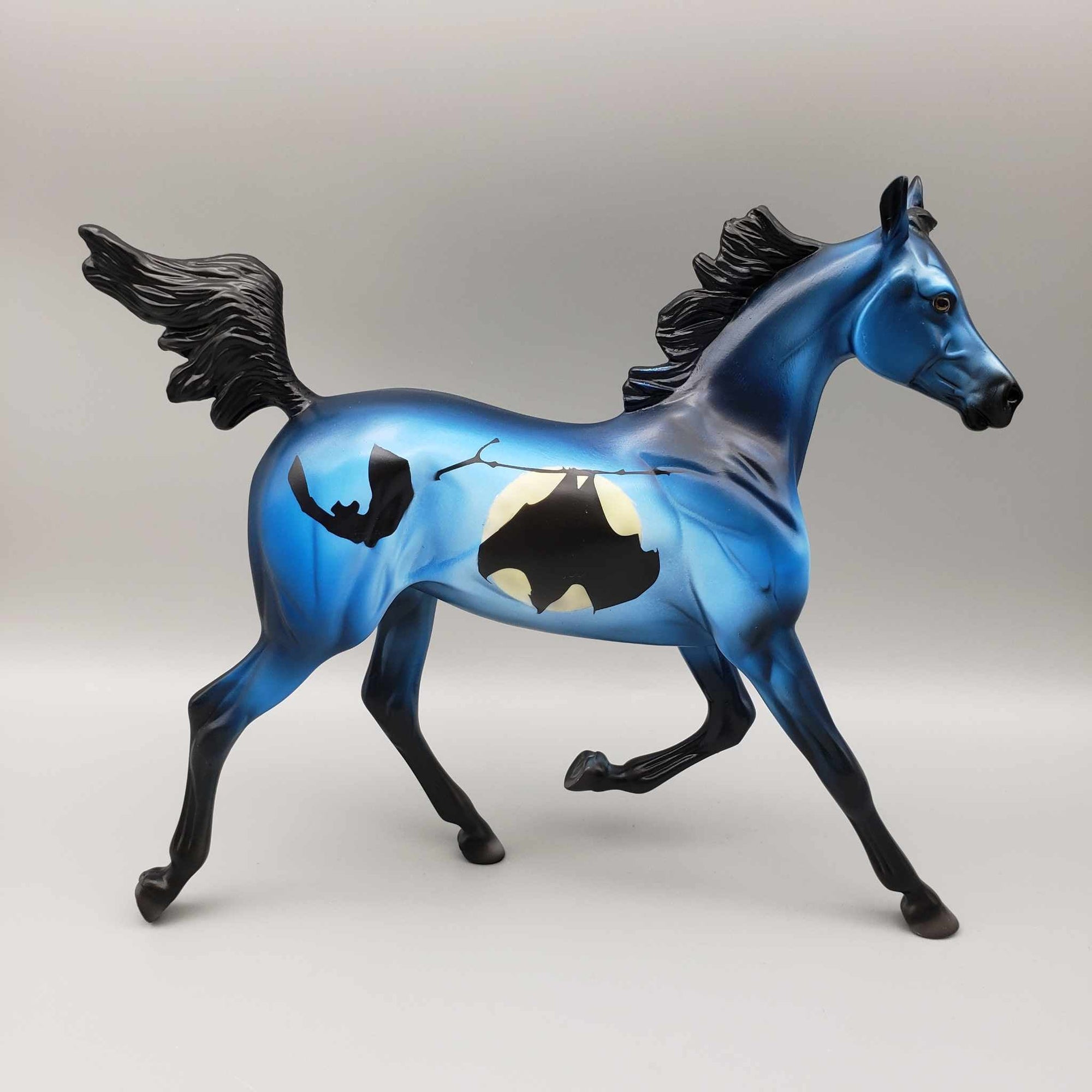 Tot LE-18 (Bat Series) Halloween Deco Blue Yearling By Dawn Quick Moonlight Madness 2023 MM23