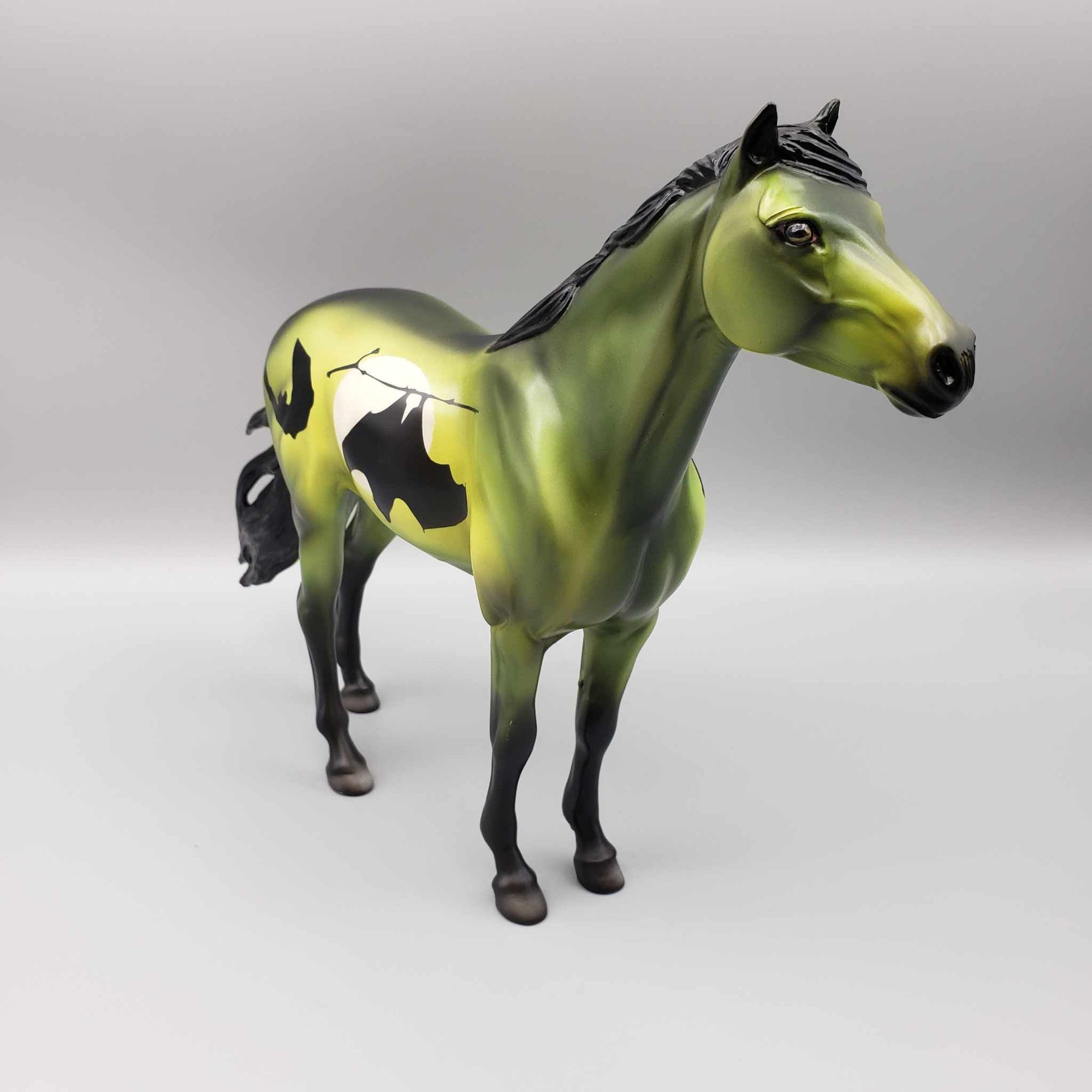 Tomas LE-18 (Bat Series) Halloween Deco Green Mustang  By Dawn Quick Moonlight Madness 2023 MM23