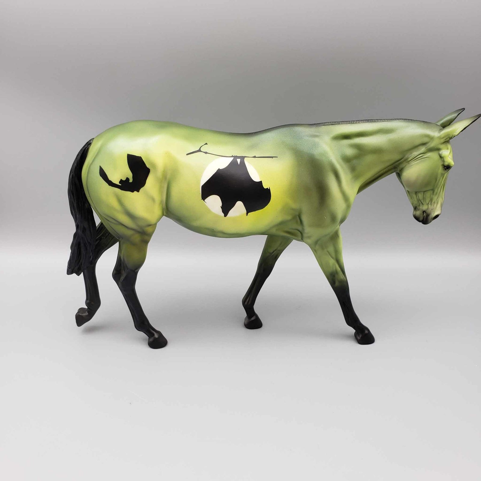 Magyar LE-18 (Bat Series) Halloween Deco Green Mule By Dawn Quick Moonlight Madness 2023 MM23