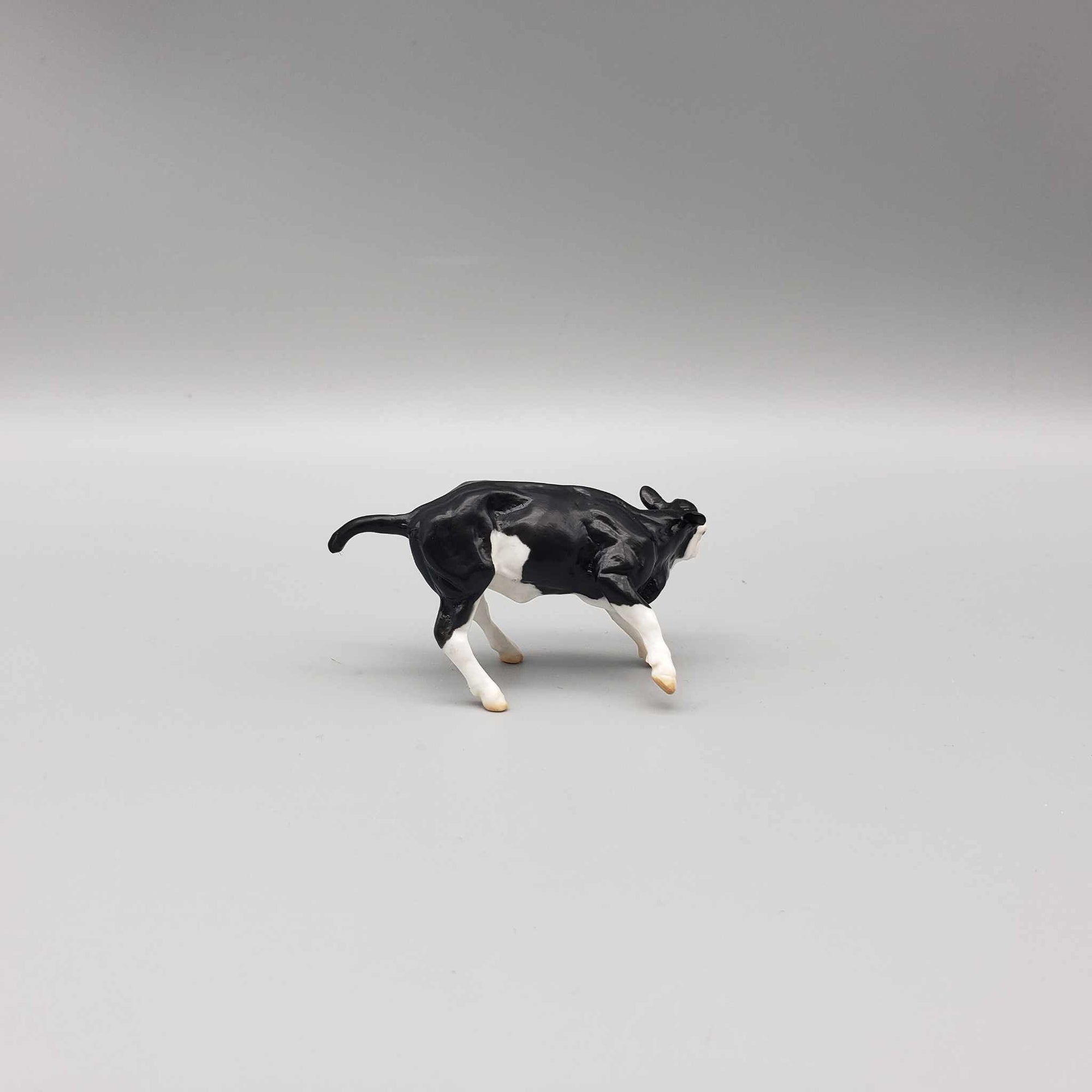 Stuvvaits &amp; Calf OOAK Purple Blacklight Reactive Cutter &amp; Alien Calf Chip LE-30 By Jess Hamill Moonlight Madness 2023 MM23