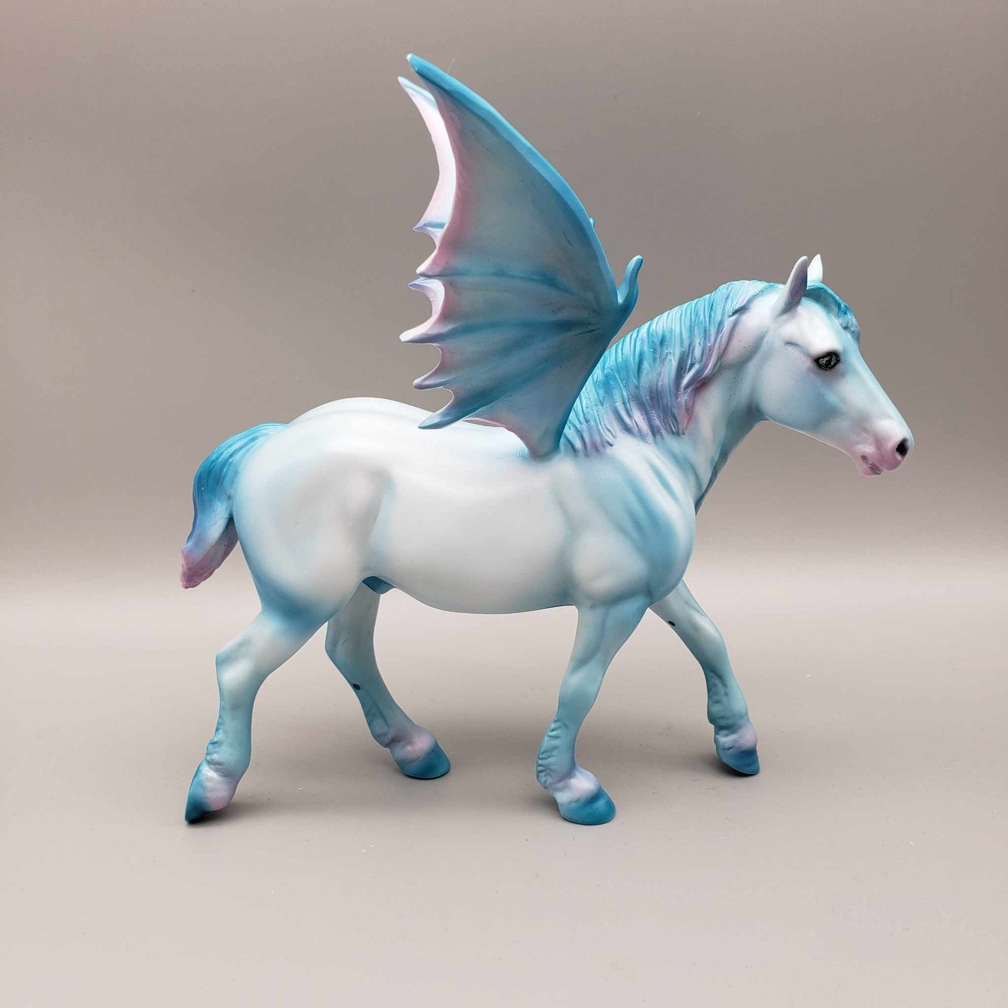 Show Your Magic OOAK Bat Wing Pebble Draft By Dawn Quick Facebook Auction MM23