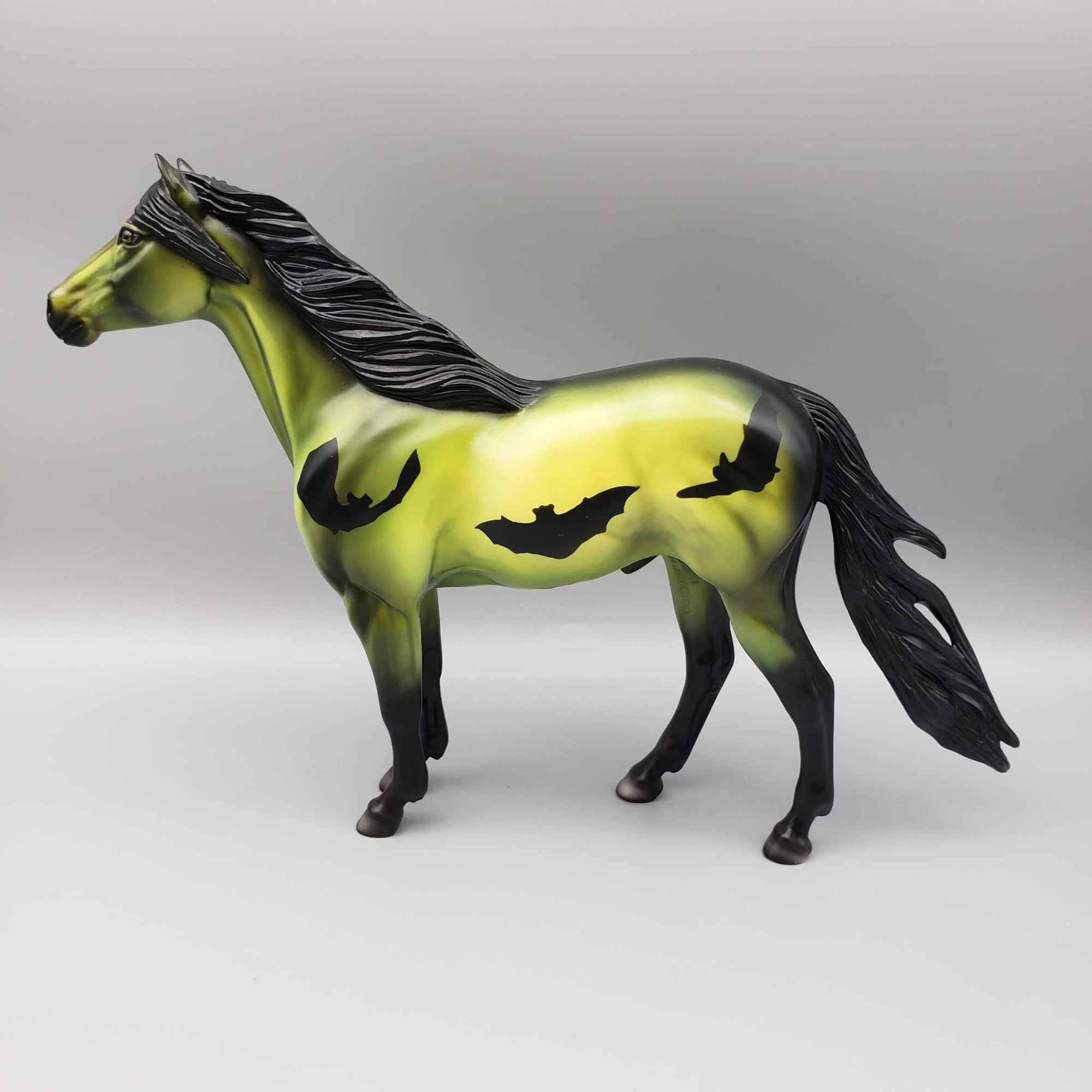 Tomas LE-18 (Bat Series) Halloween Deco Green Mustang  By Dawn Quick Moonlight Madness 2023 MM23