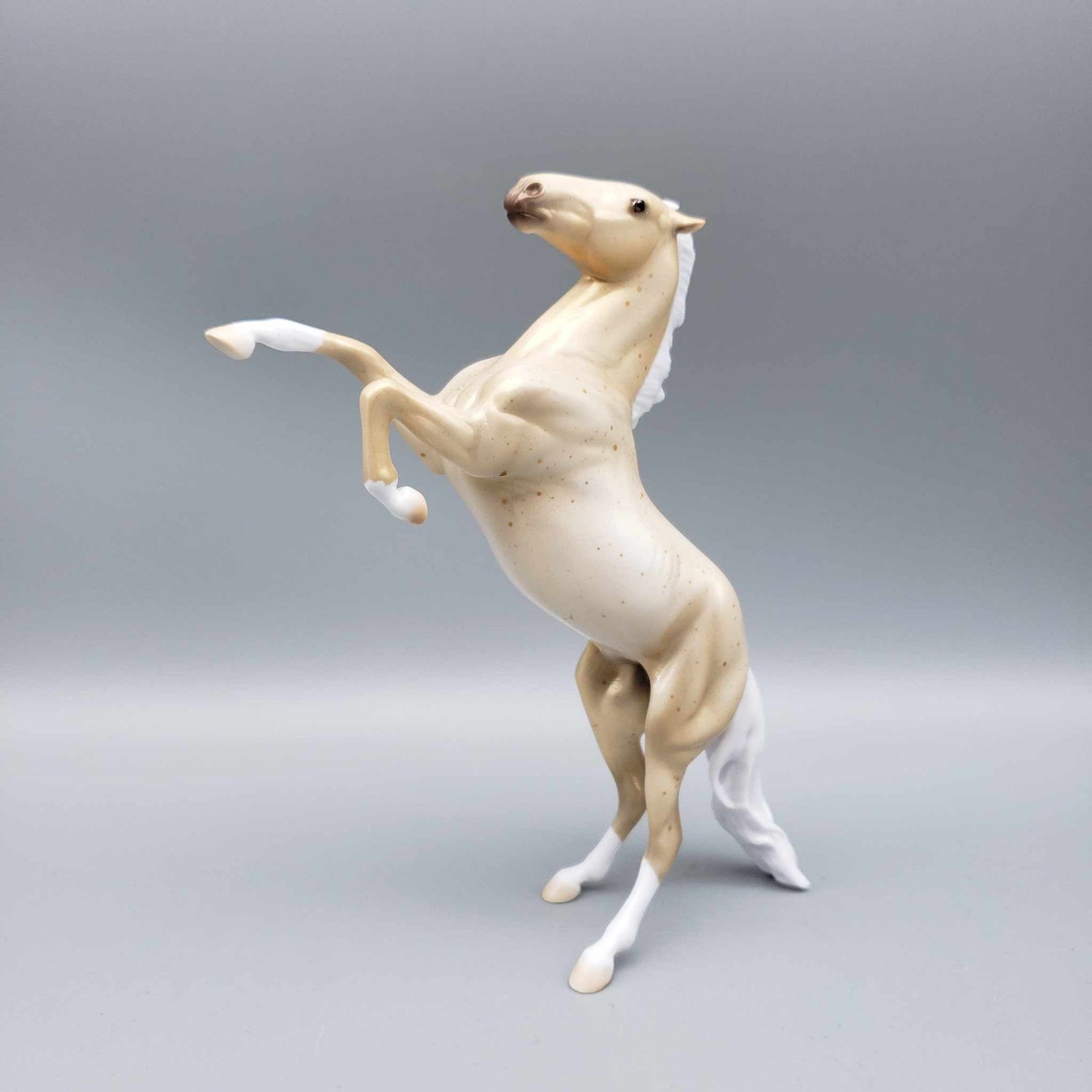 Star To Follow OOAK Gold Roan  Rearing Pebble By Ellen Robbins Holiday Sale HS23