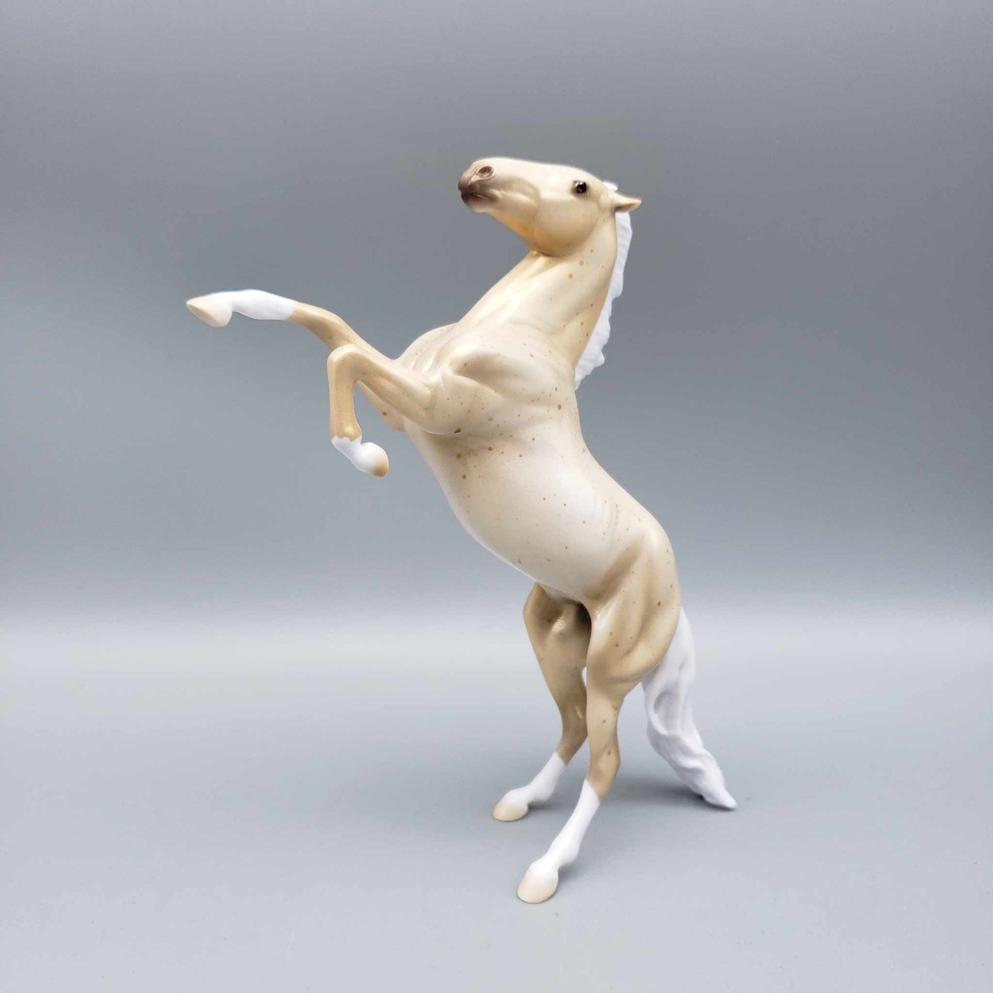 Star To Follow OOAK Gold Roan  Rearing Pebble By Ellen Robbins Holiday Sale HS23