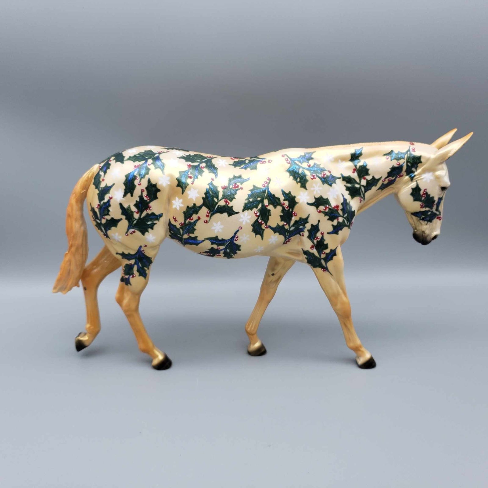 Golden Holly Wishes OOAK Gold Holly Berry Deco Mule By Dawn Quick Holiday Sale HS23