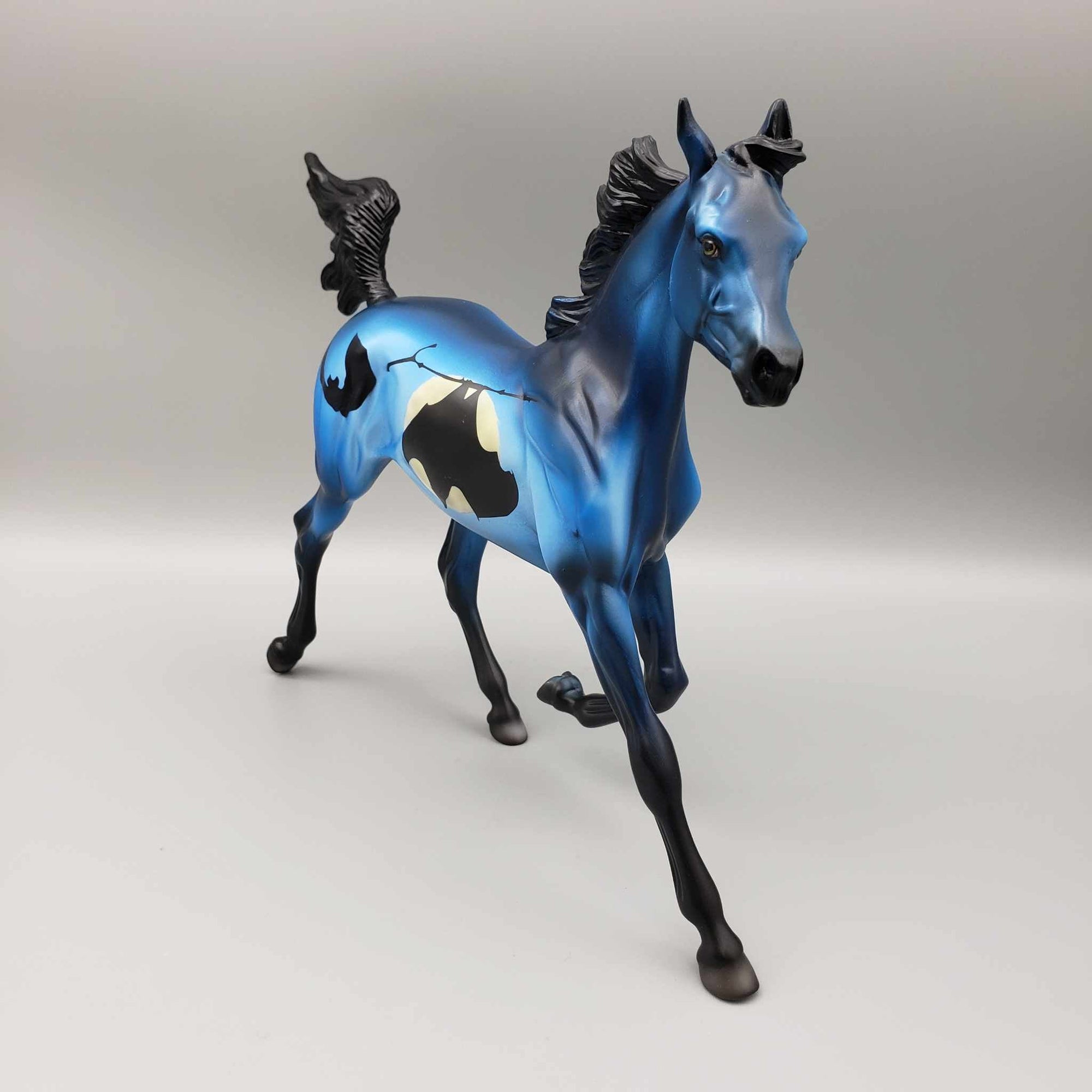 Tot LE-18 (Bat Series) Halloween Deco Blue Yearling By Dawn Quick Moonlight Madness 2023 MM23