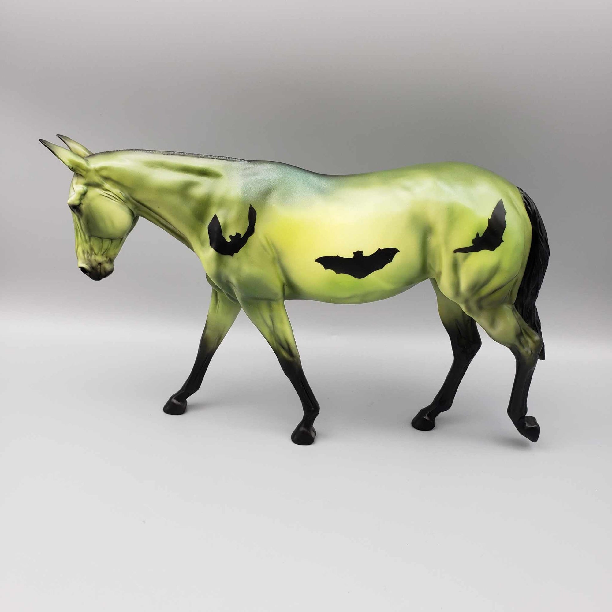 Magyar LE-18 (Bat Series) Halloween Deco Green Mule By Dawn Quick Moonlight Madness 2023 MM23