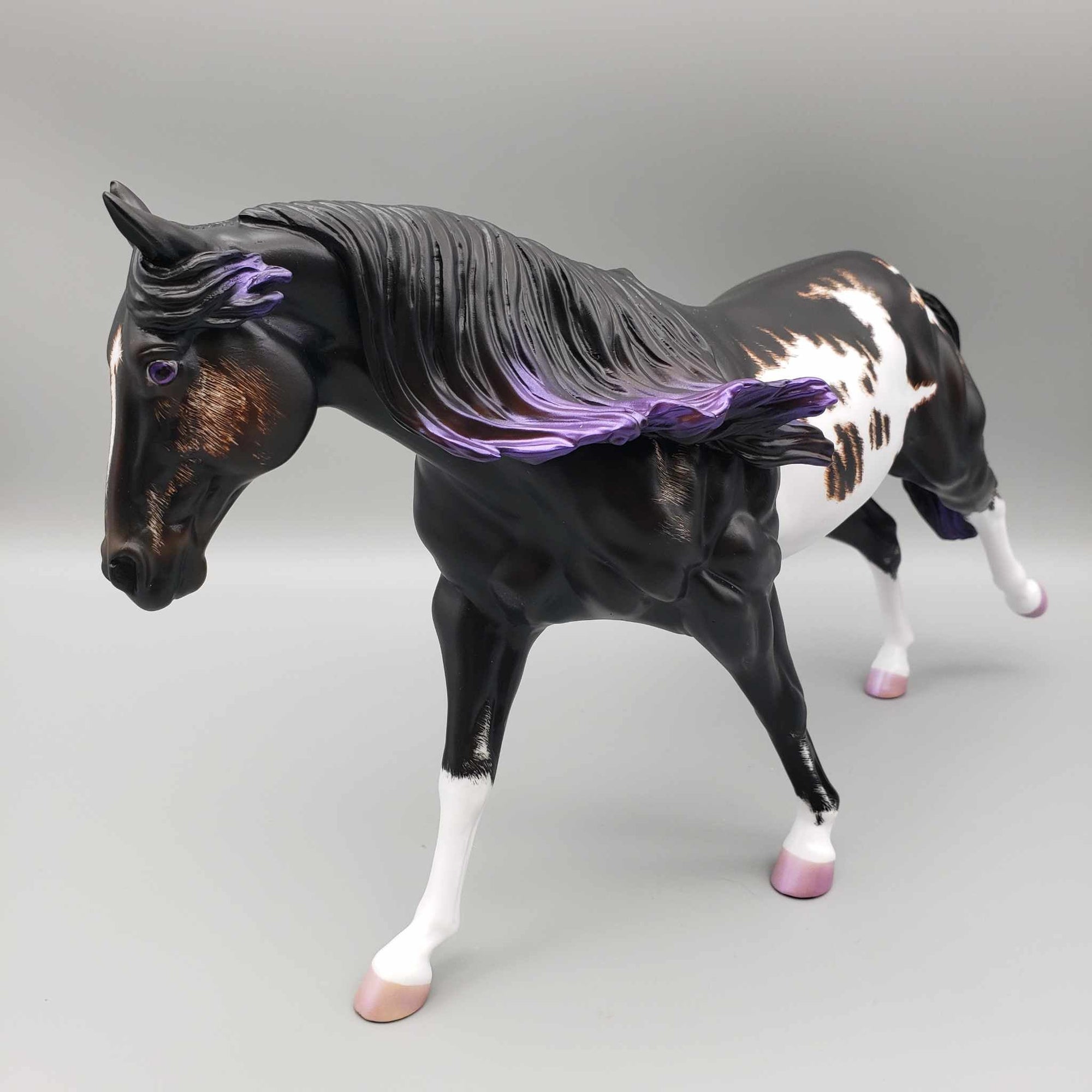 Tabitha OOAK Halloween Deco Brown Etched Tobiano w/ purple highlights Remington By Ellen Robins Moonlight Madness 2023 MM23
