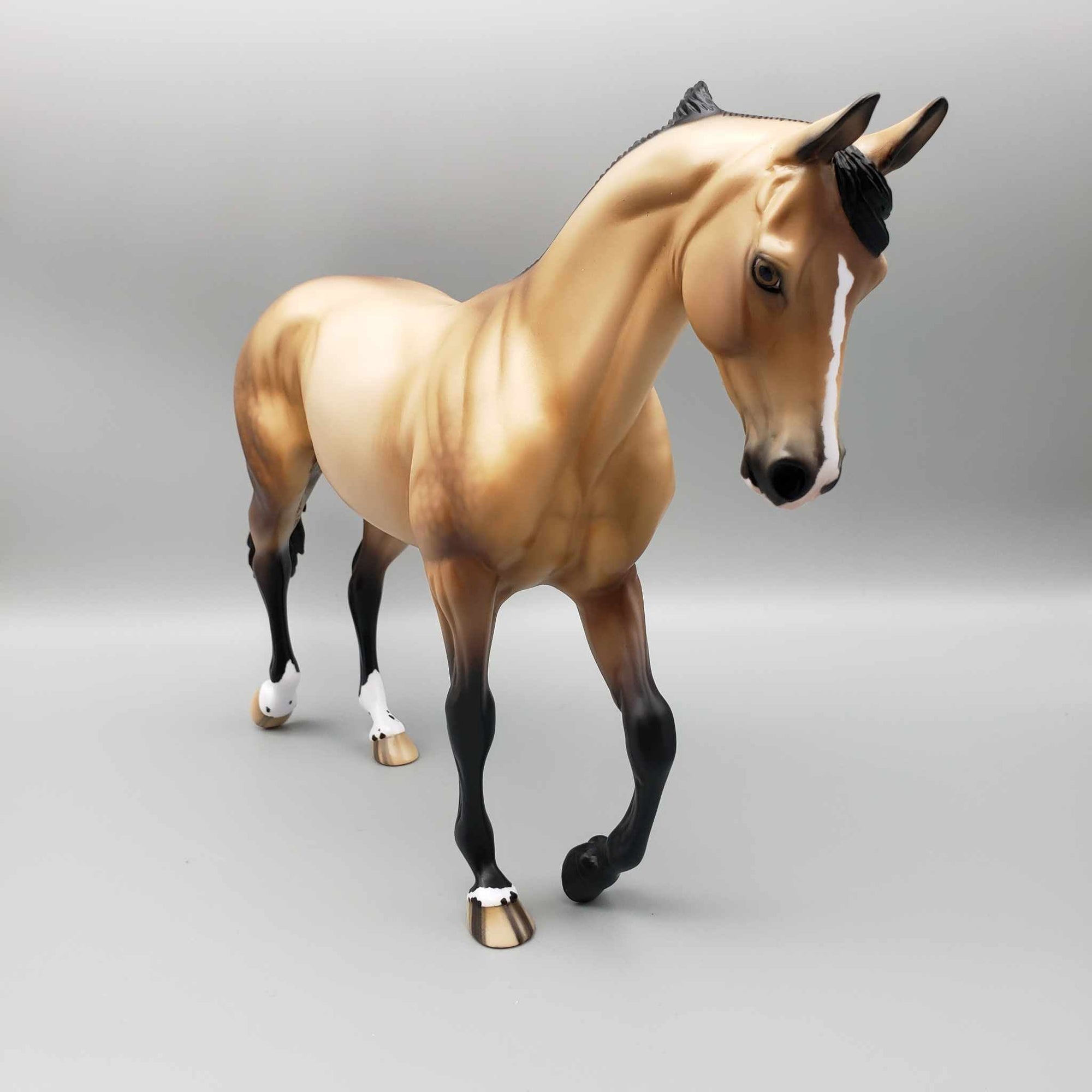 King Of The Harvest OOAK Dappled Scooty Buckskin Thoroughbred By Ellen Robbins Moonlight Madness 2023 MM23