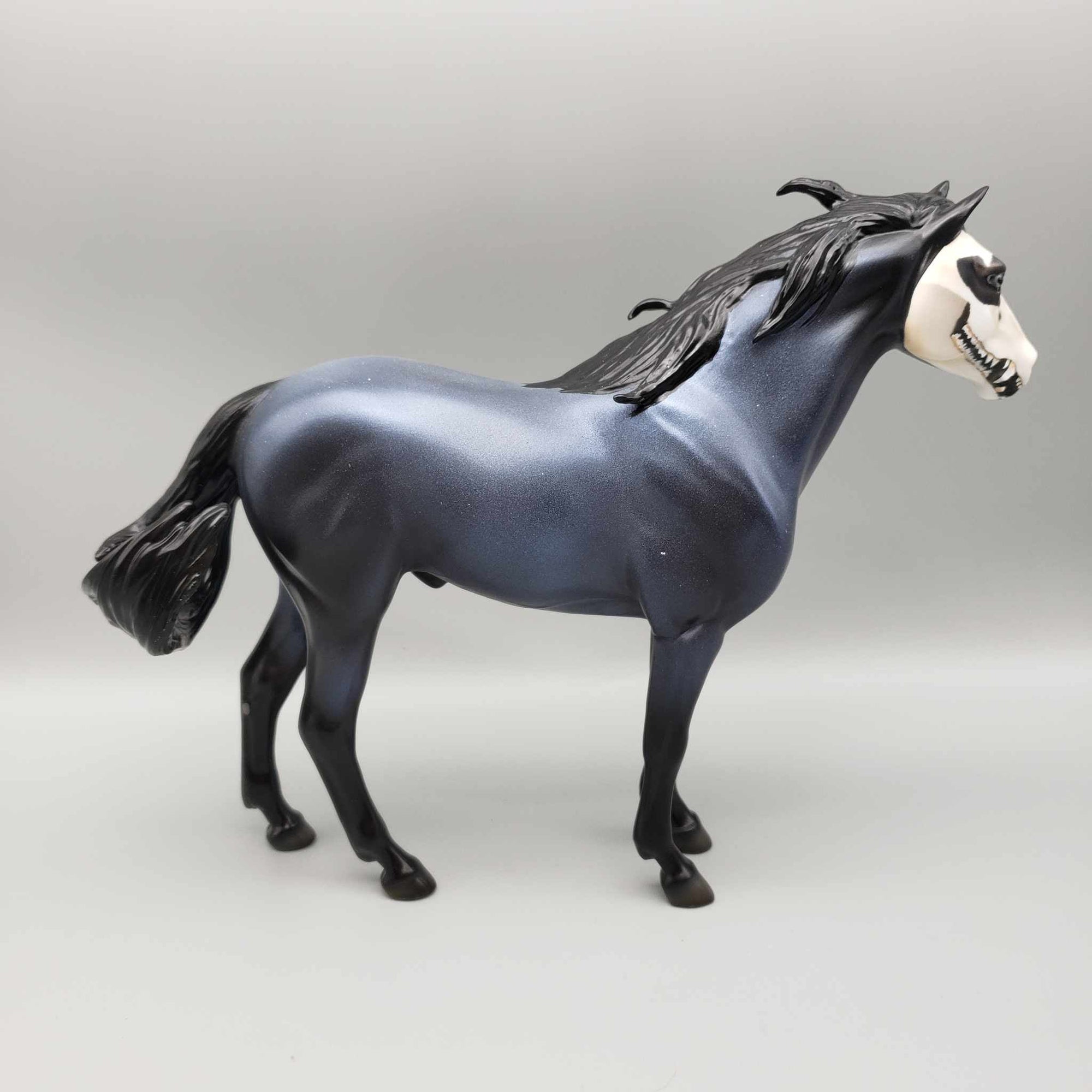 Faked My Death OOAK Halloween Deco Dark Blue Roan w/ Virginia Opossum Skull By Ellen Robins Moonlight Madness 2023 MM23