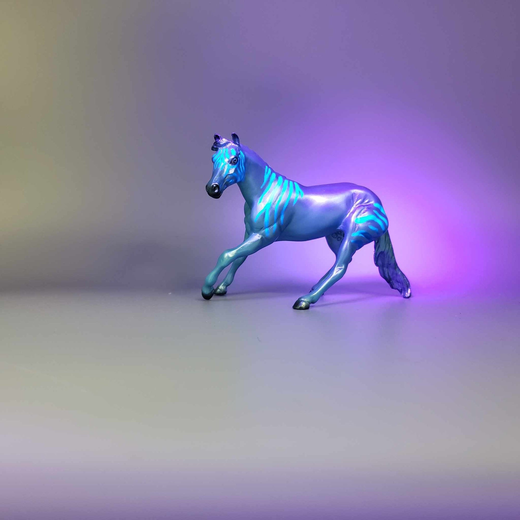 Osor &amp; Calf OOAK Neon Blue Blacklight Reactive Cutter &amp; Alien Calf Chip LE-30 By Jess Hamill Moonlight Madness 2023 MM23