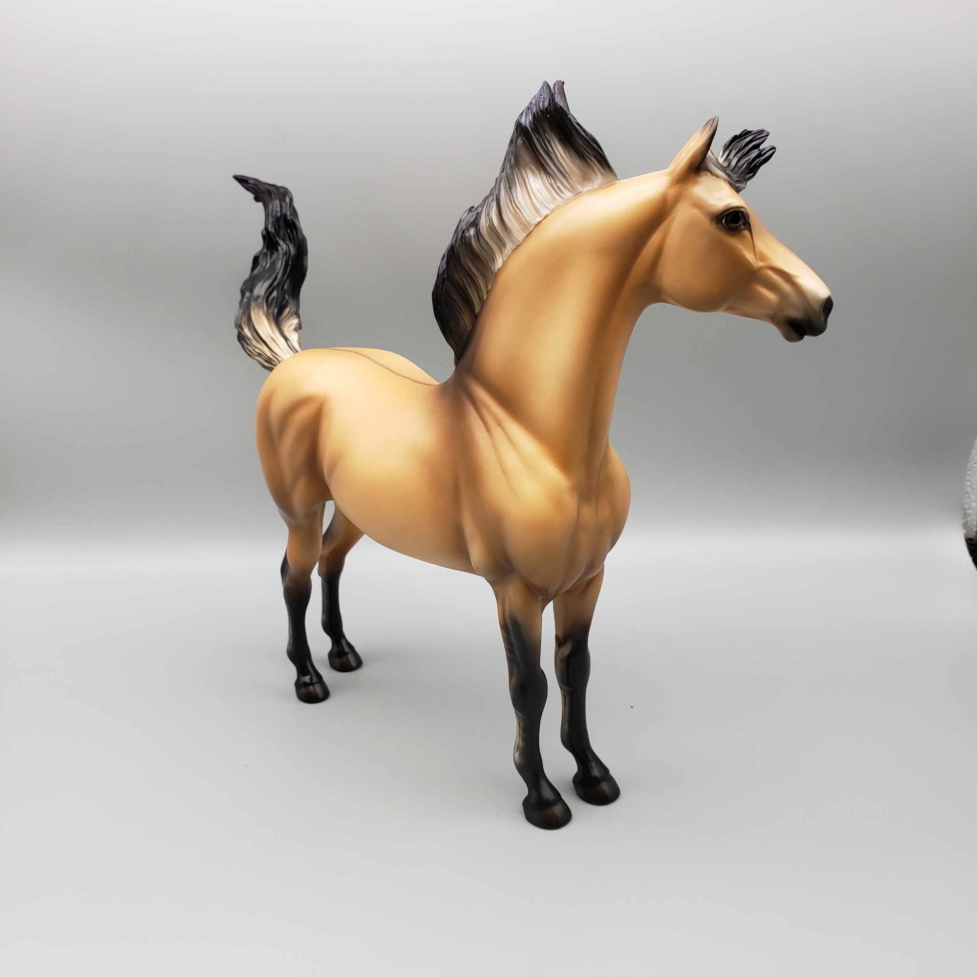 Sam McGee OOAK Frosted Bay Dun Blacklight Reactive Morgan BEST OFFER Moonlight Madness 2023 MM23