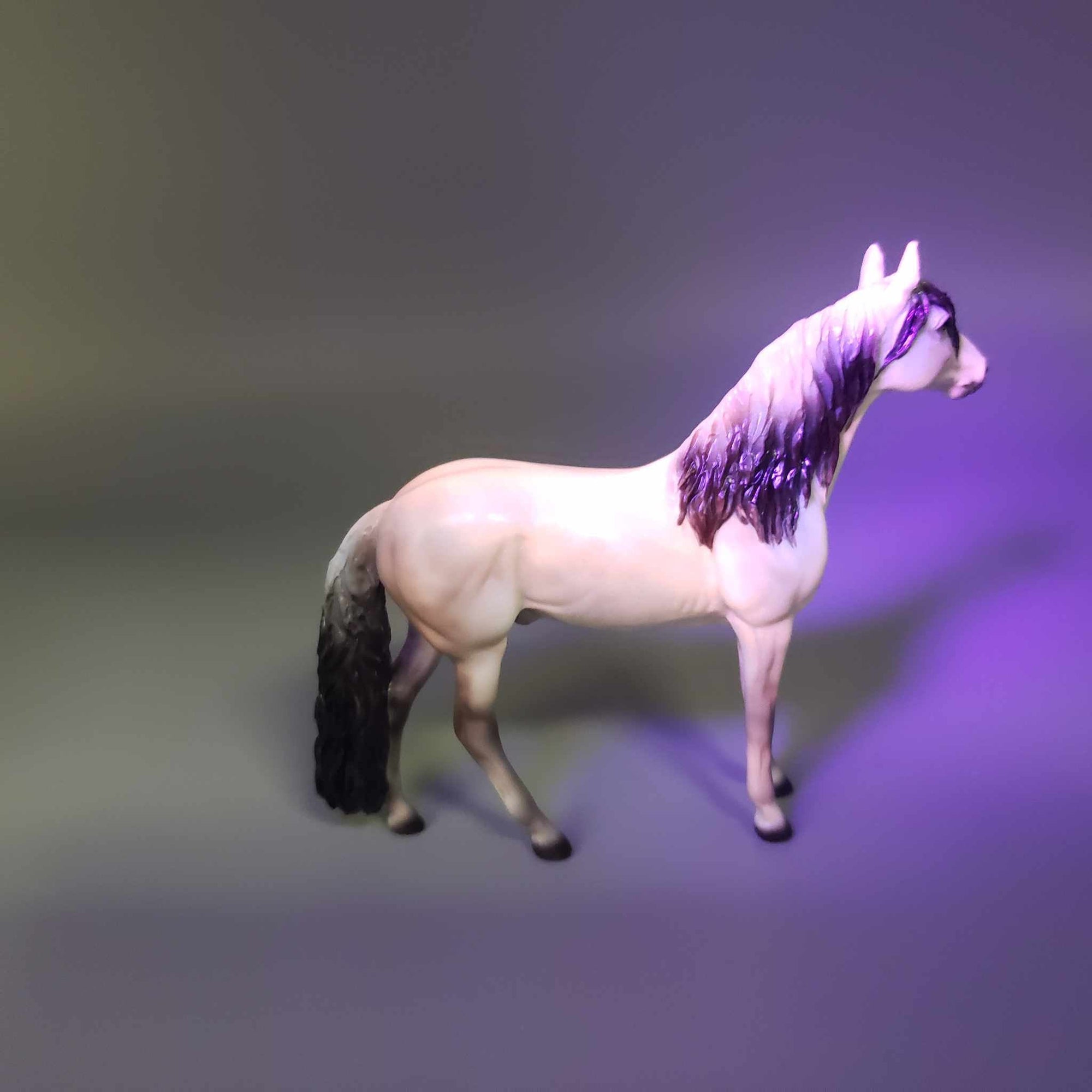 Thorn OOAK Deco Rose Gray Blacklight Reactive Andalusian Chip By Ellen Robbins Moonlight Madness 2023 MM23