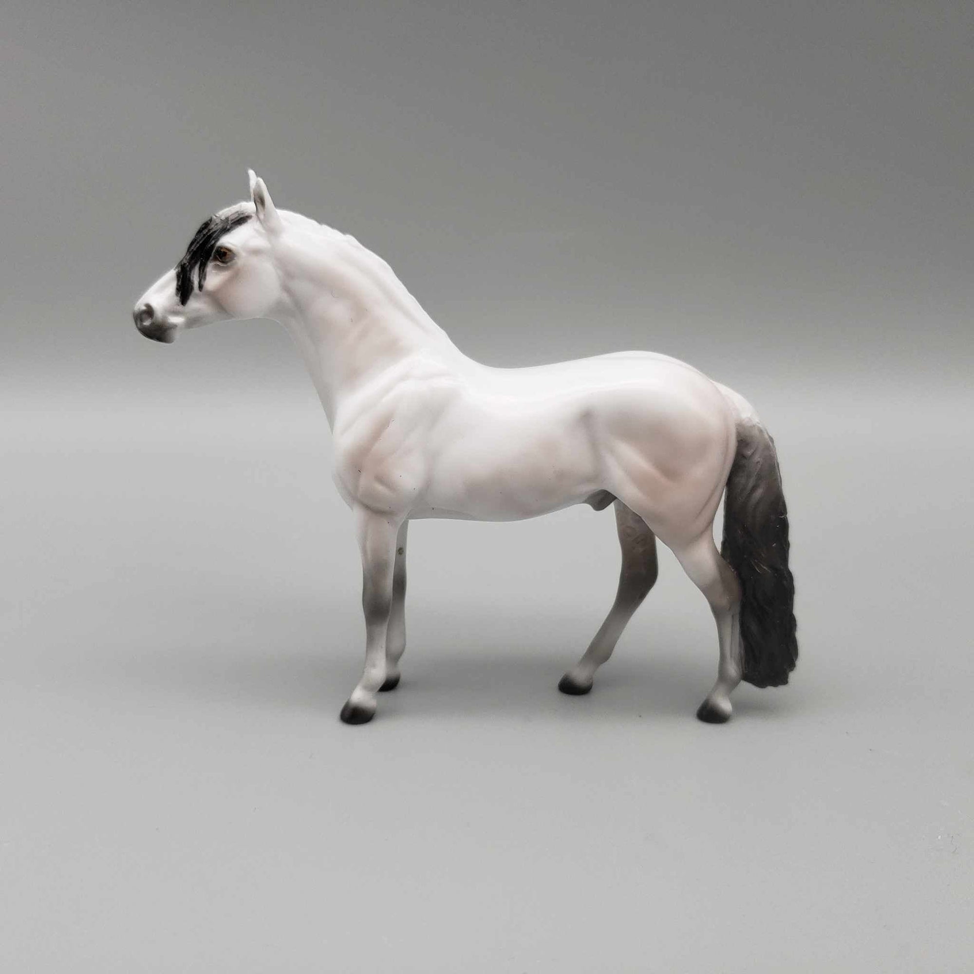 Thorn OOAK Deco Rose Gray Blacklight Reactive Andalusian Chip By Ellen Robbins Moonlight Madness 2023 MM23