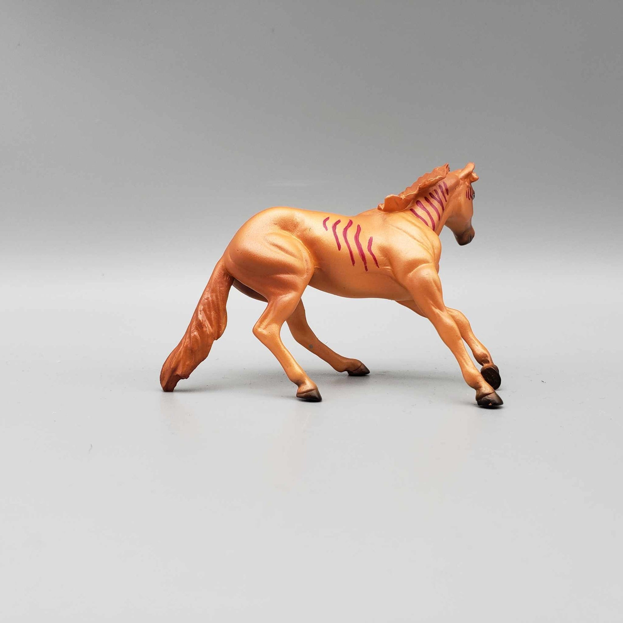 Kutta &amp; Calf OOAK Orange Alien Blacklight Reactive Cutter &amp; Holstein Calf Chip - Alien Series By Jess Hamill Moonlight Madness 2023 MM23