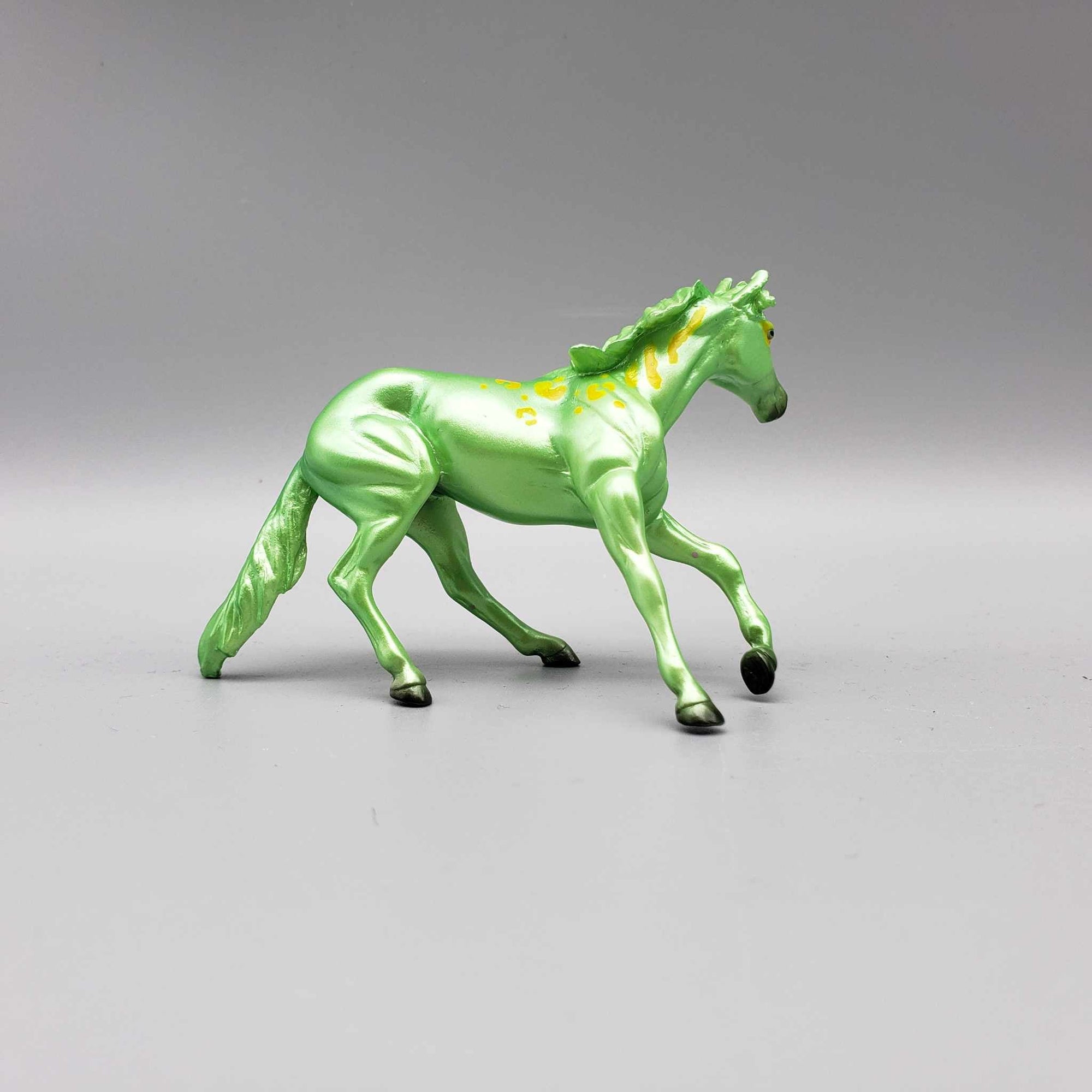 Shuvaeds &amp; Calf OOAK Neon Green Blacklight Reactive Cutter &amp; Alien Calf Chip LE-30 By Jess Hamill Moonlight Madness 2023 MM23