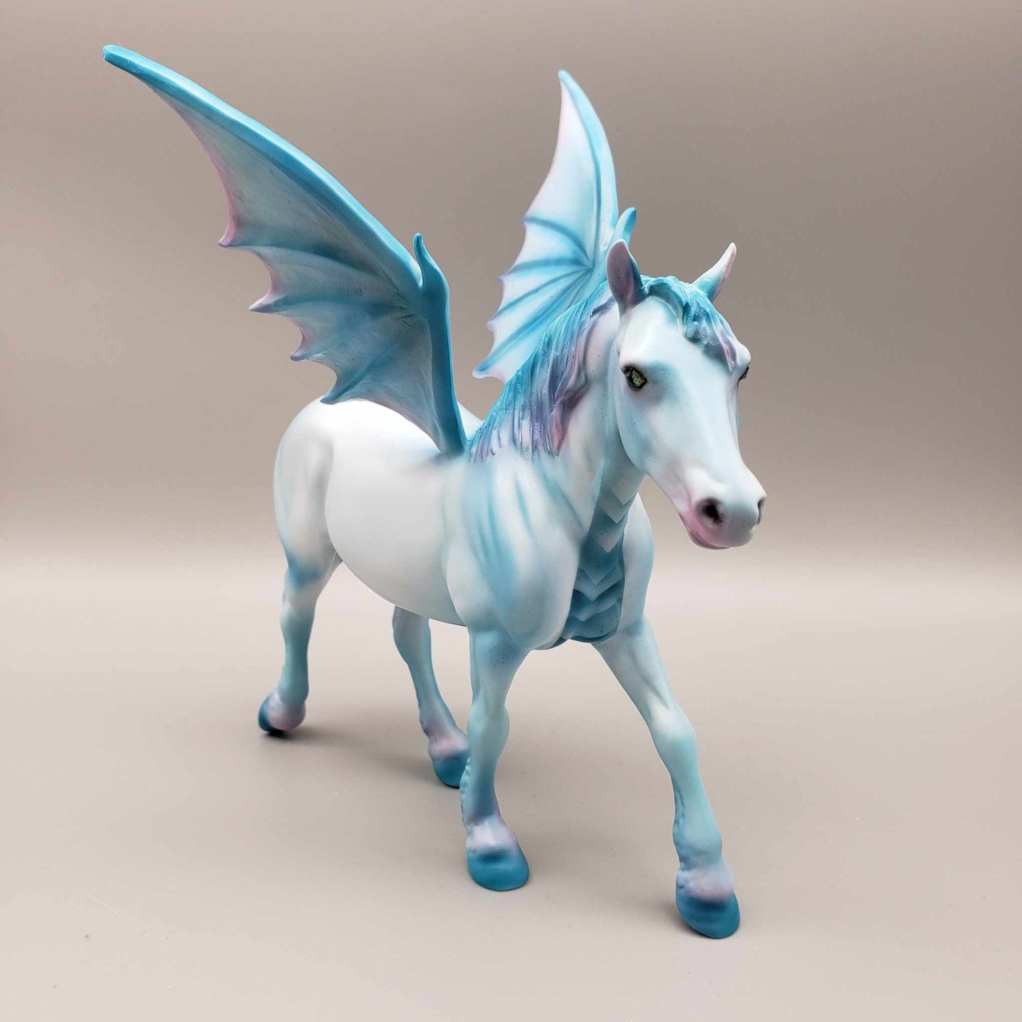 Show Your Magic OOAK Bat Wing Pebble Draft By Dawn Quick Facebook Auction MM23