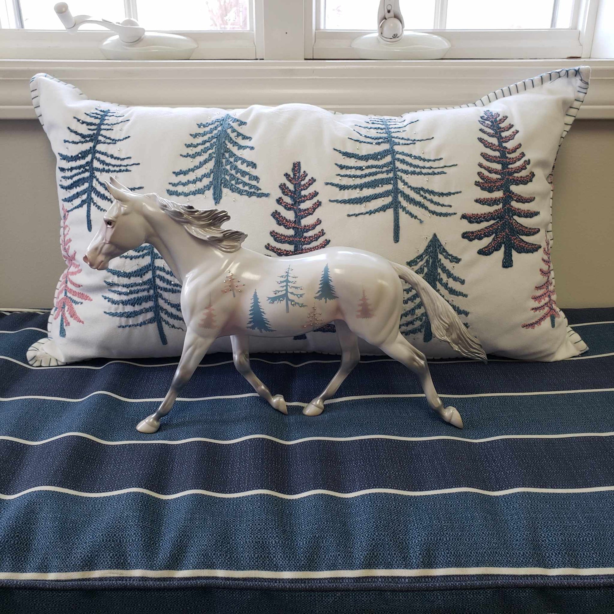 Glistening OOAK Deco Palouse by Angela Marleau with Pillow Holiday Sale HS23 Facebook Auction