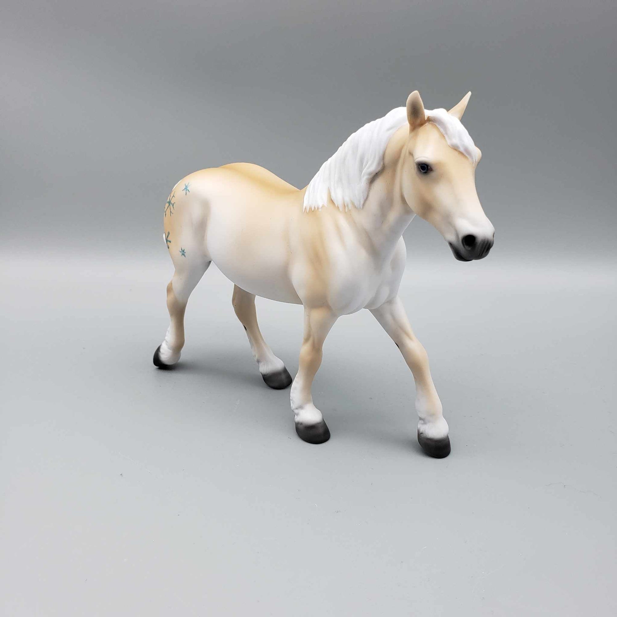 Winter Festival OOAK Belgian Palomino Deco W/ Glitter Snowflakes Draft Pebble By Ellen Robbins Holiday Sale HS23