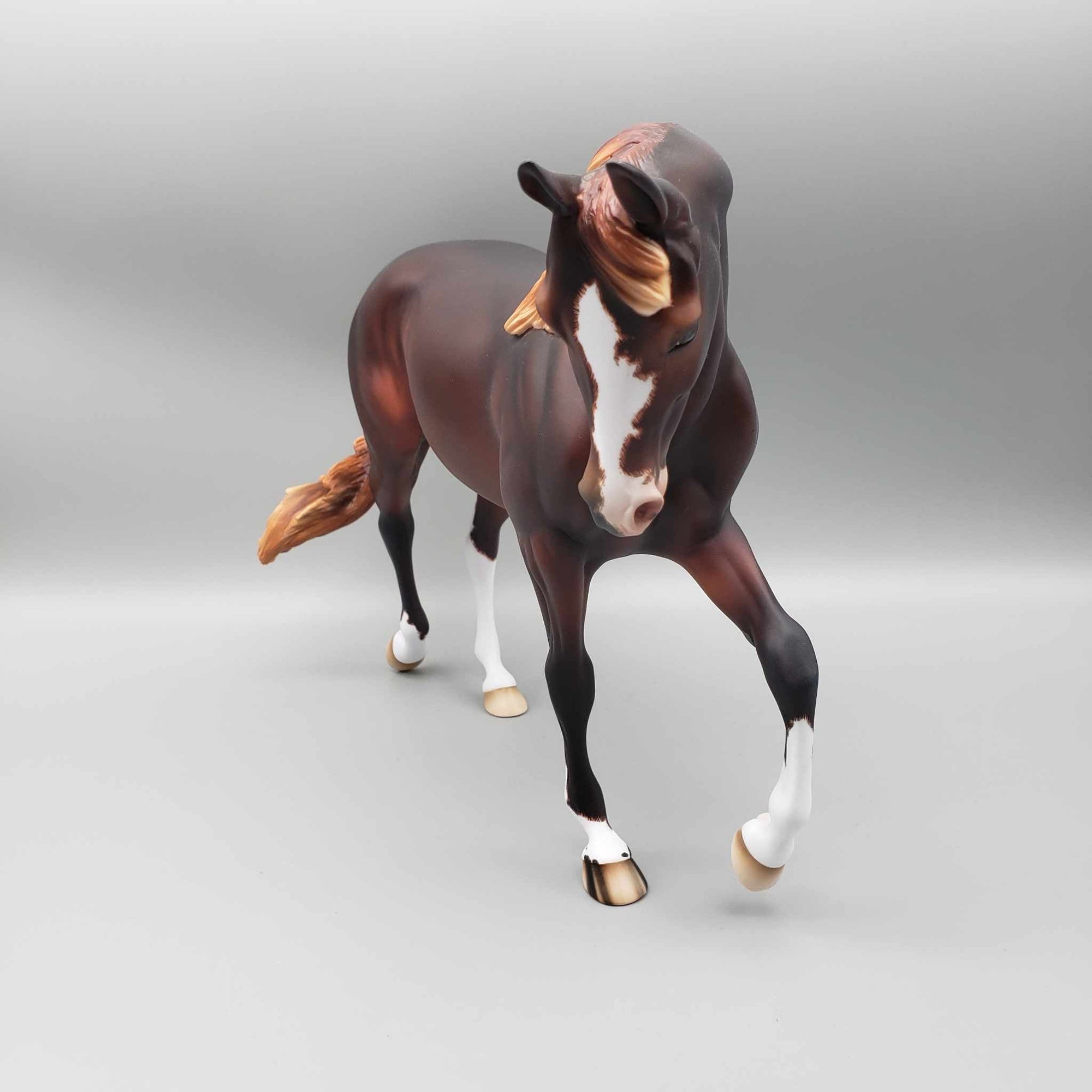 Radiant OOAK Dappled Chestnut Thoroughbred By Ellen Robbins Best Offer 12/18/23