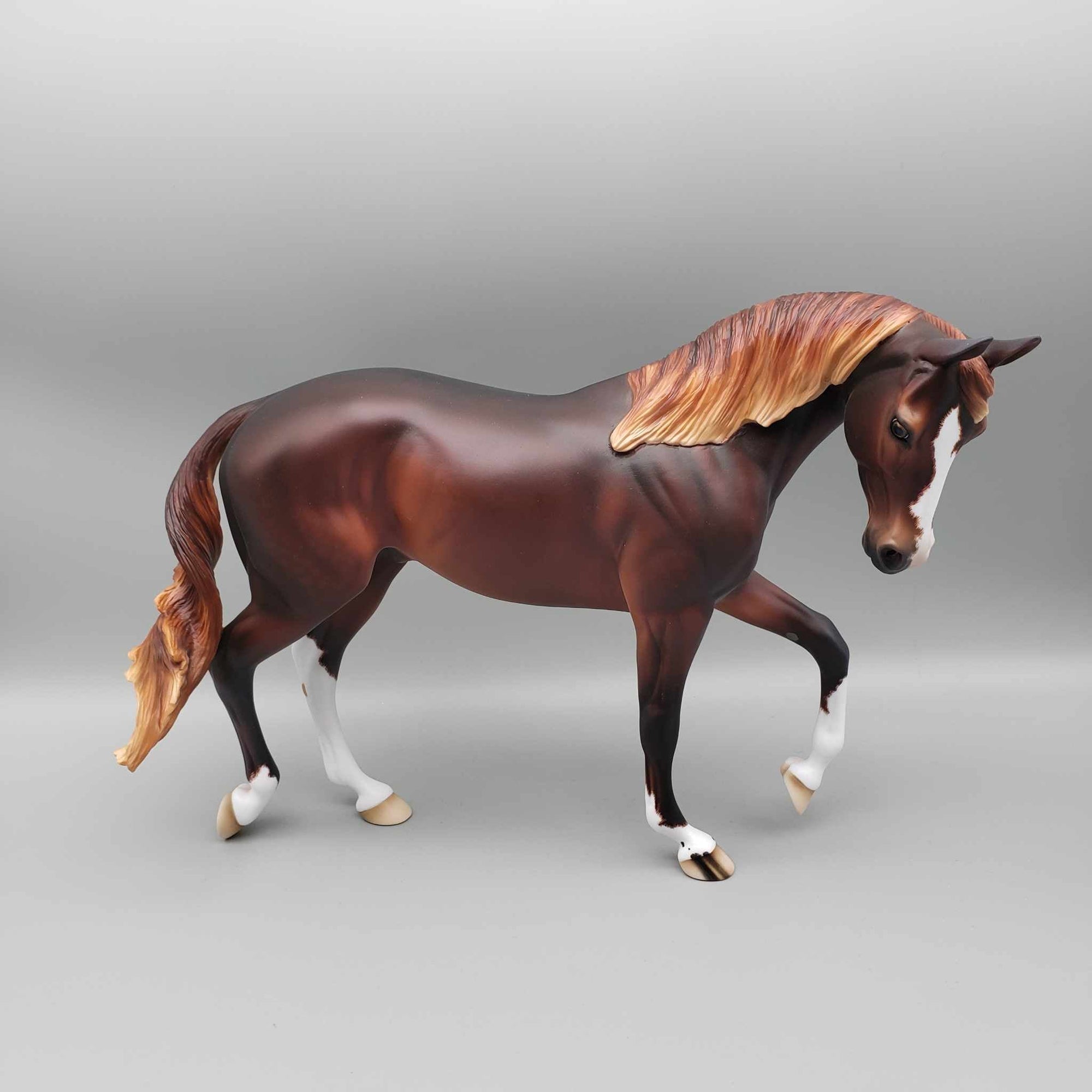 Radiant OOAK Dappled Chestnut Thoroughbred By Ellen Robbins Best Offer 12/18/23