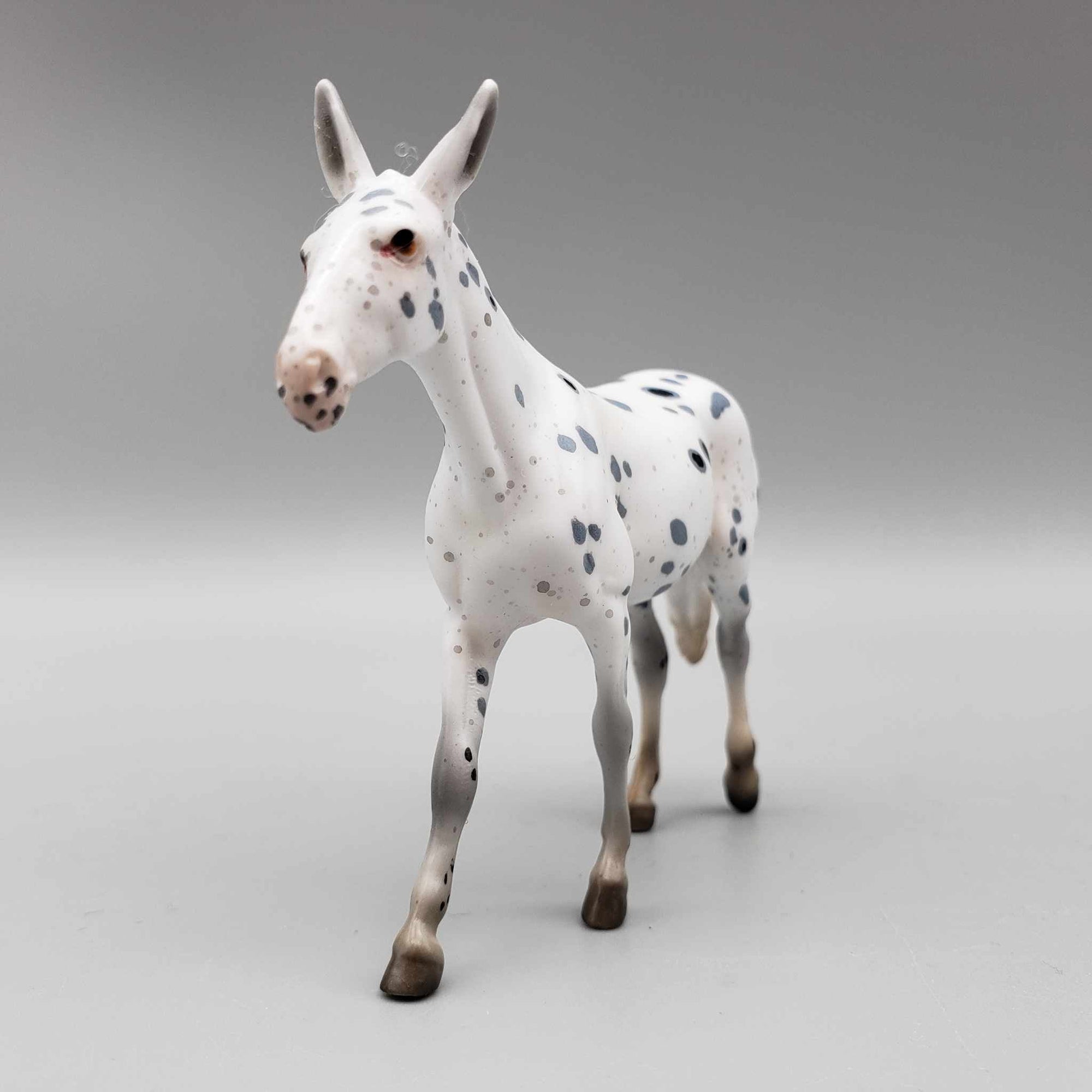 A Christmas Carol Model Horse Chip Grab Bags 😍 One Per Customer Please - 32 pieces! CL23