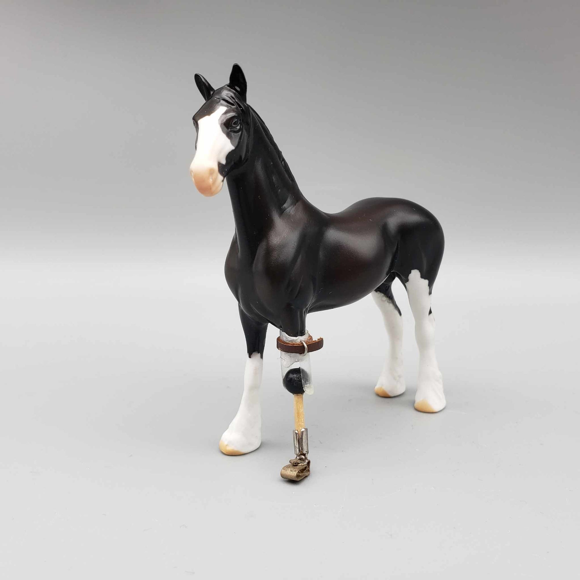 A Christmas Carol Model Horse Chip Grab Bags 😍 One Per Customer Please - 32 pieces! CL23