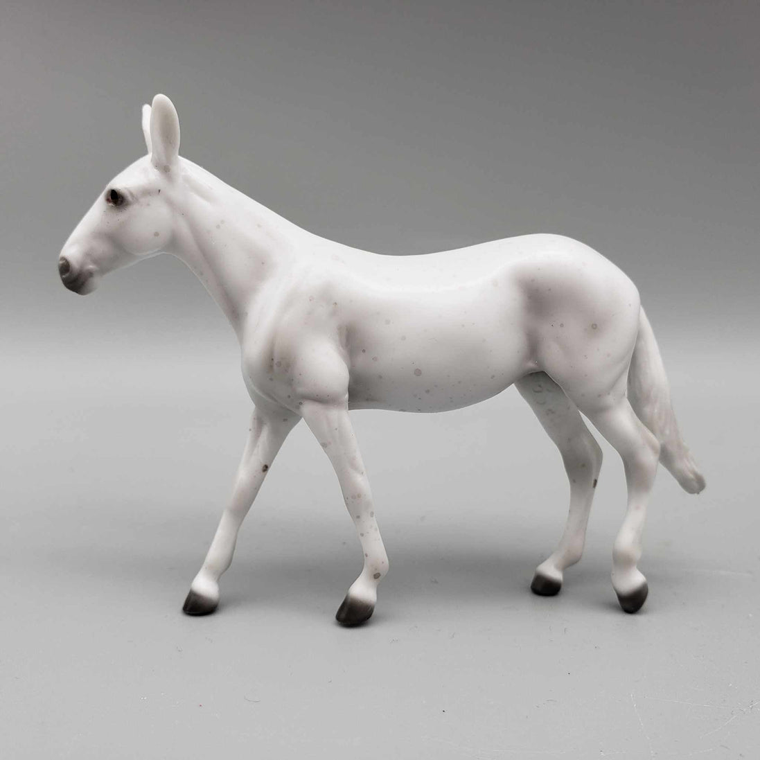 A Christmas Carol Model Horse Chip Grab Bags 😍 One Per Customer Please - 32 pieces! CL23