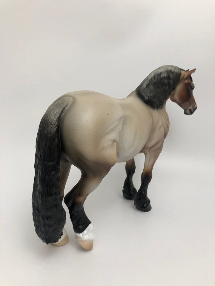 CHARMIN-LE? GOLD LOYALTY BAY ROAN HEAVY DRAFT MARE 5/20