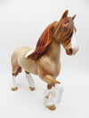 A Glimpse of Magic - BEST OFFER - OOAK - Perlino Pinto Trotting Drafter By Julie Keim - Christmas Tails 2022 - CT22