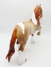 A Glimpse of Magic - BEST OFFER - OOAK - Perlino Pinto Trotting Drafter By Julie Keim - Christmas Tails 2022 - CT22