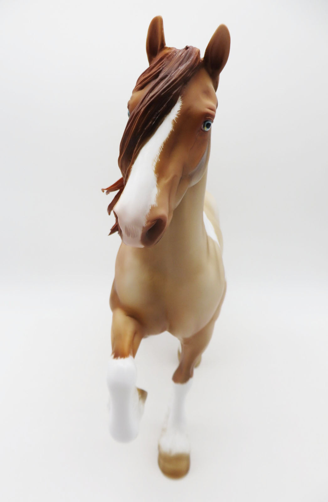 A Glimpse of Magic - BEST OFFER - OOAK - Perlino Pinto Trotting Drafter By Julie Keim - Christmas Tails 2022 - CT22
