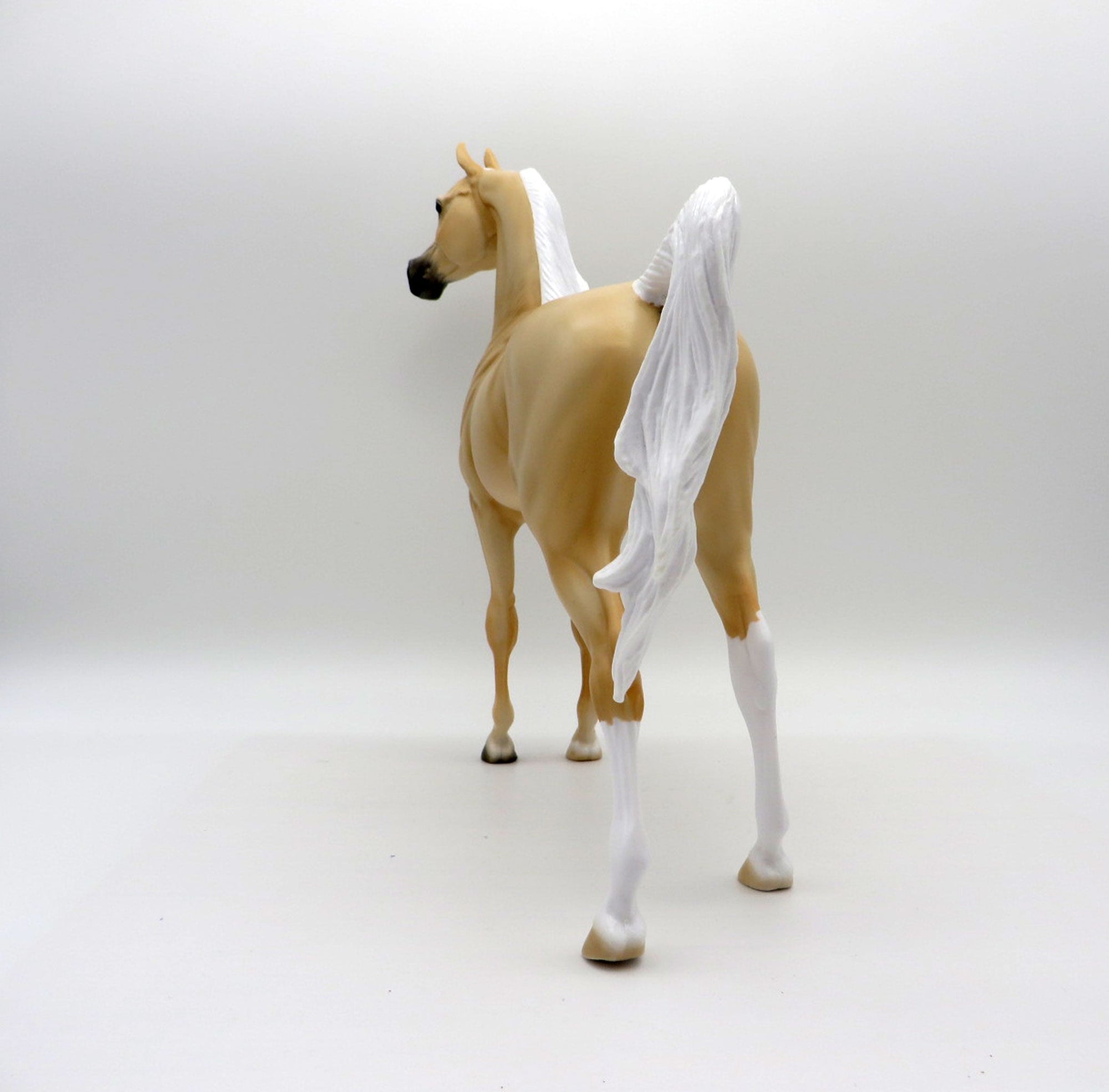 Adonis-OOAK Palomino Arabian Painted By Ellen Robbins EQ 21