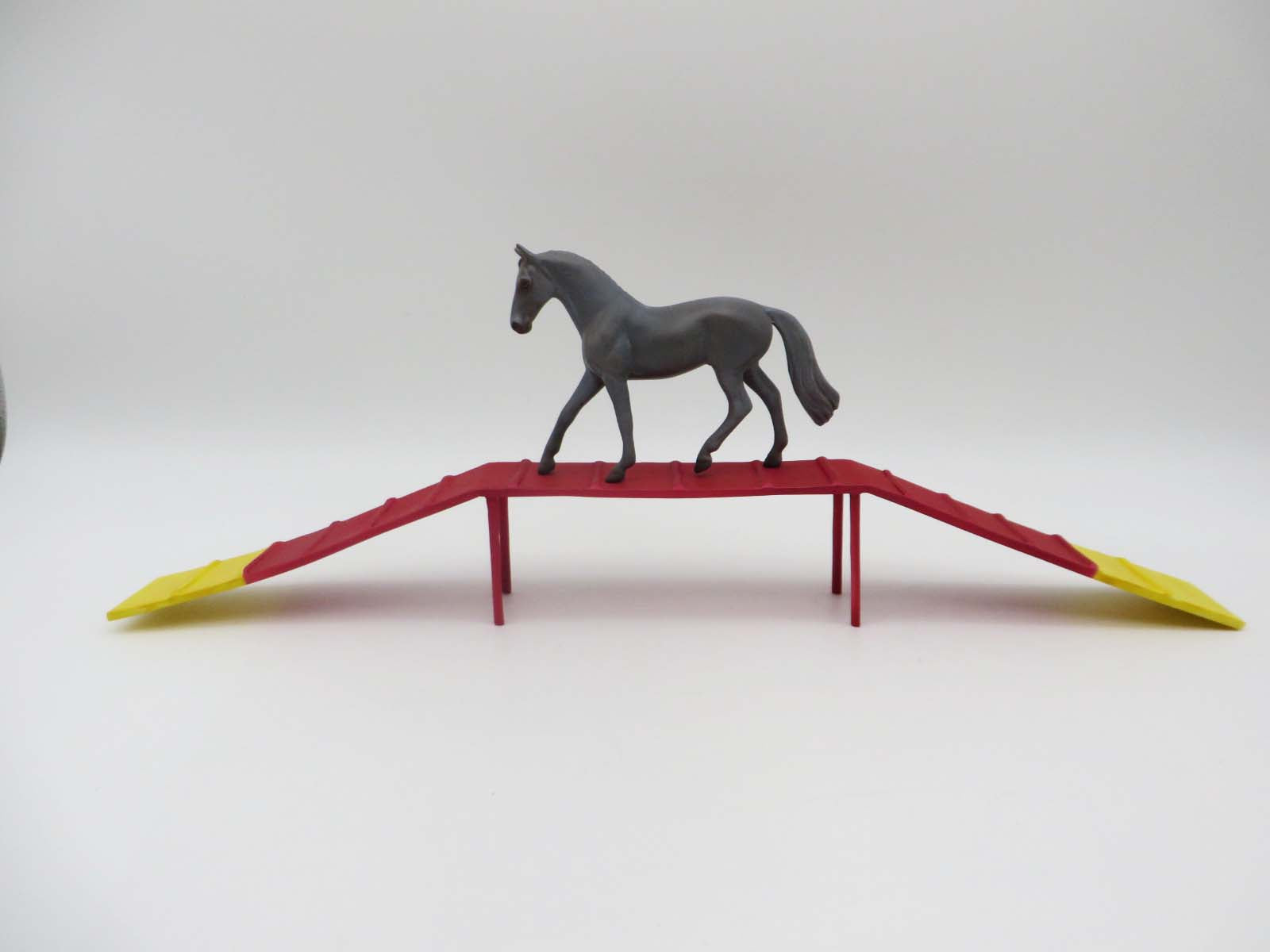 Paws &amp; Claws 2023 Agility Set - Chip and Accessories Set by Stone Artists - Best Offers Paws &amp; Claws 2023 - P&amp;C 23