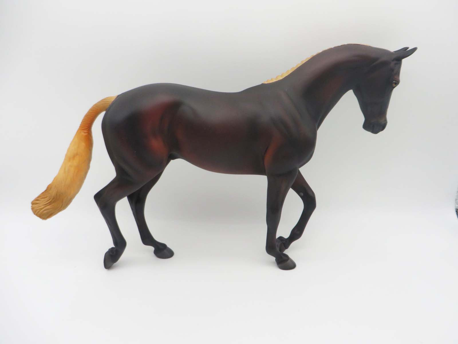 All Horns &amp; Rattles OOAK Liver Chestnut Thoroughbred By Angela Marleau SHCF23