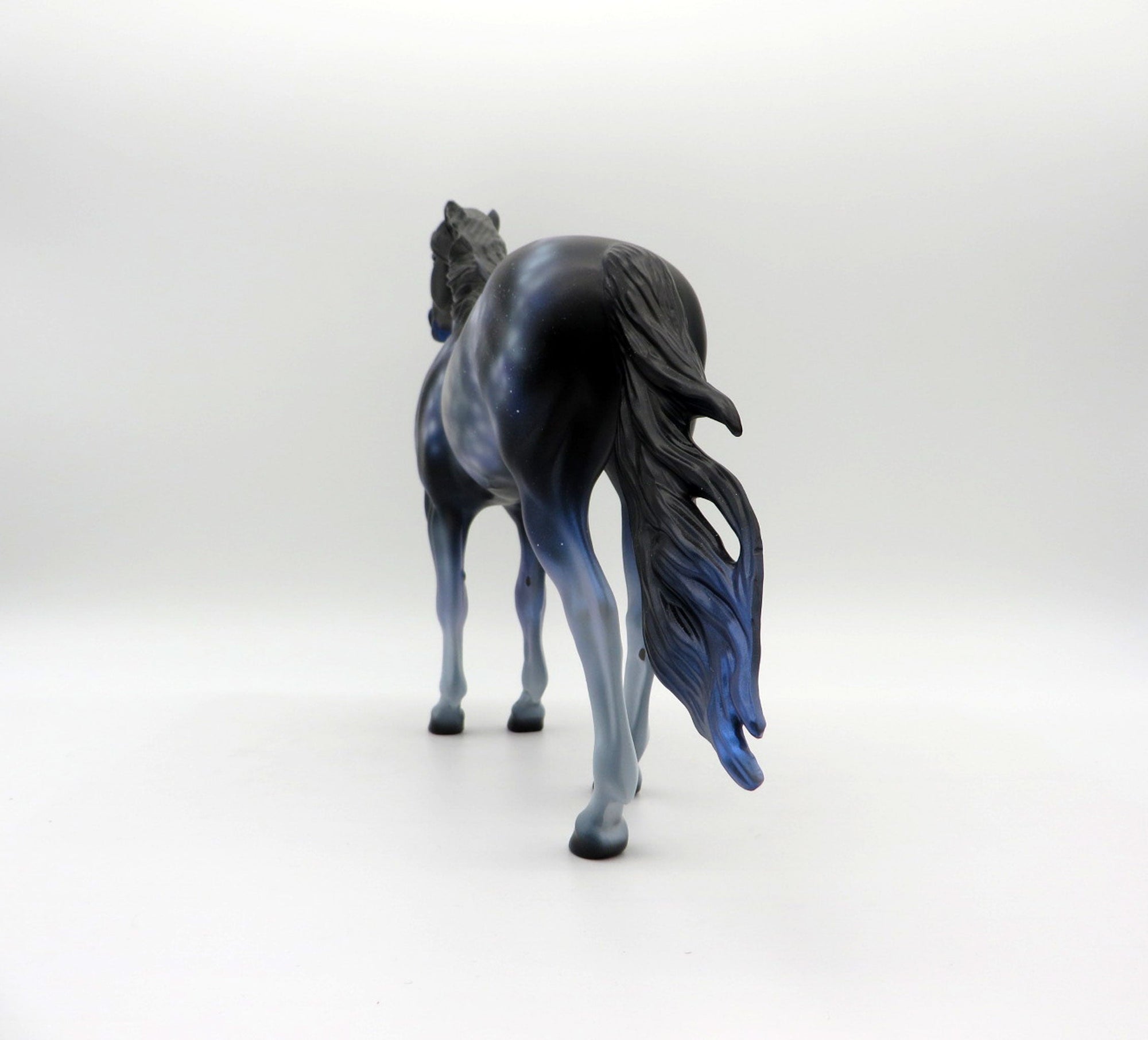 Aphelion-LE-5 Deco Spanish Mustang Painted By Ellen Robbins  5/28/21