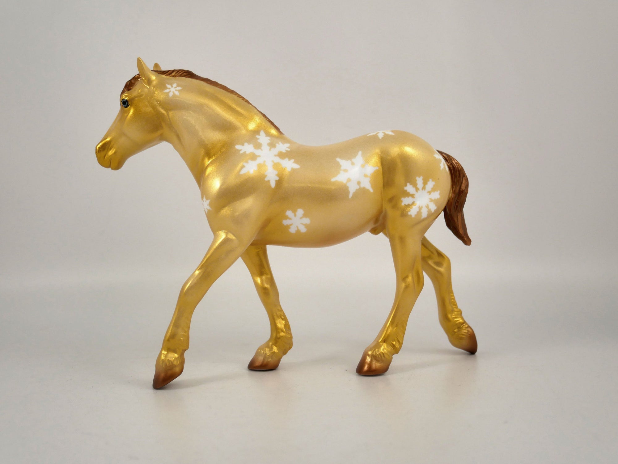 Apricity-OOAK Snowflake Trotting Draft Pebbles 12/16/20