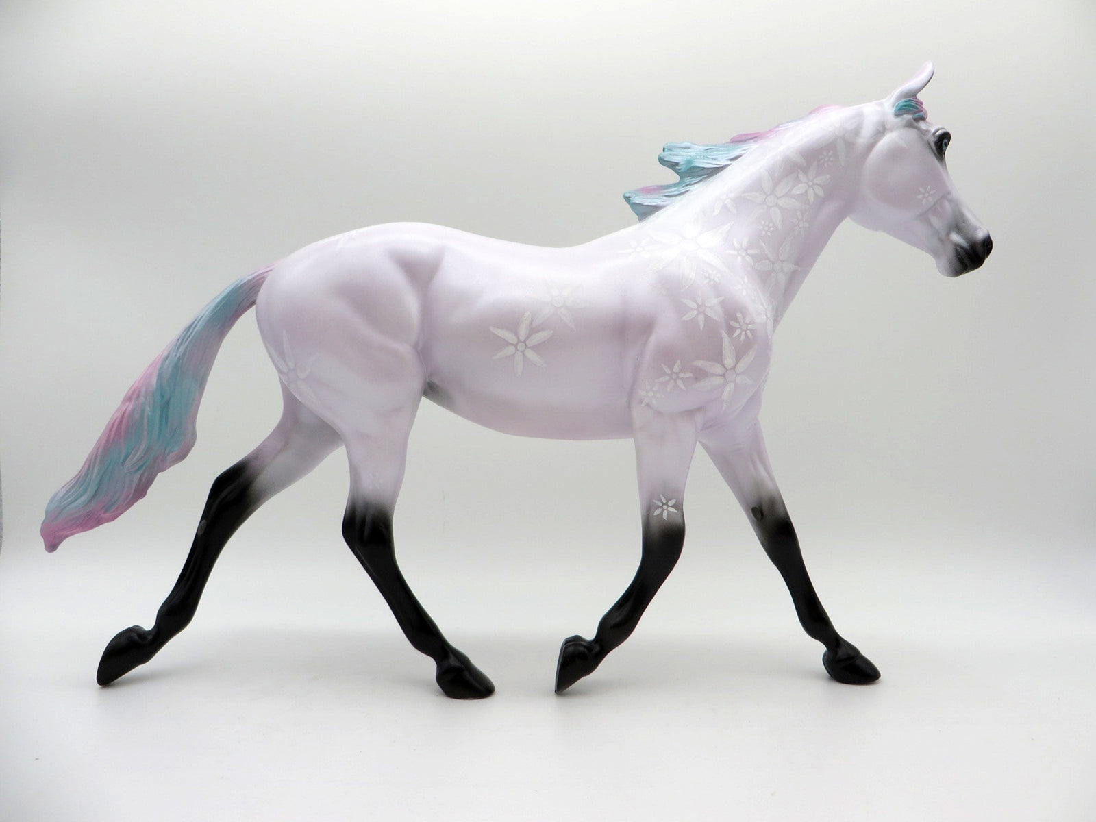 Be the Reason Someone Smiles-OOAK Palouse Decorator Painted By Ellen Robbins 6/11/21