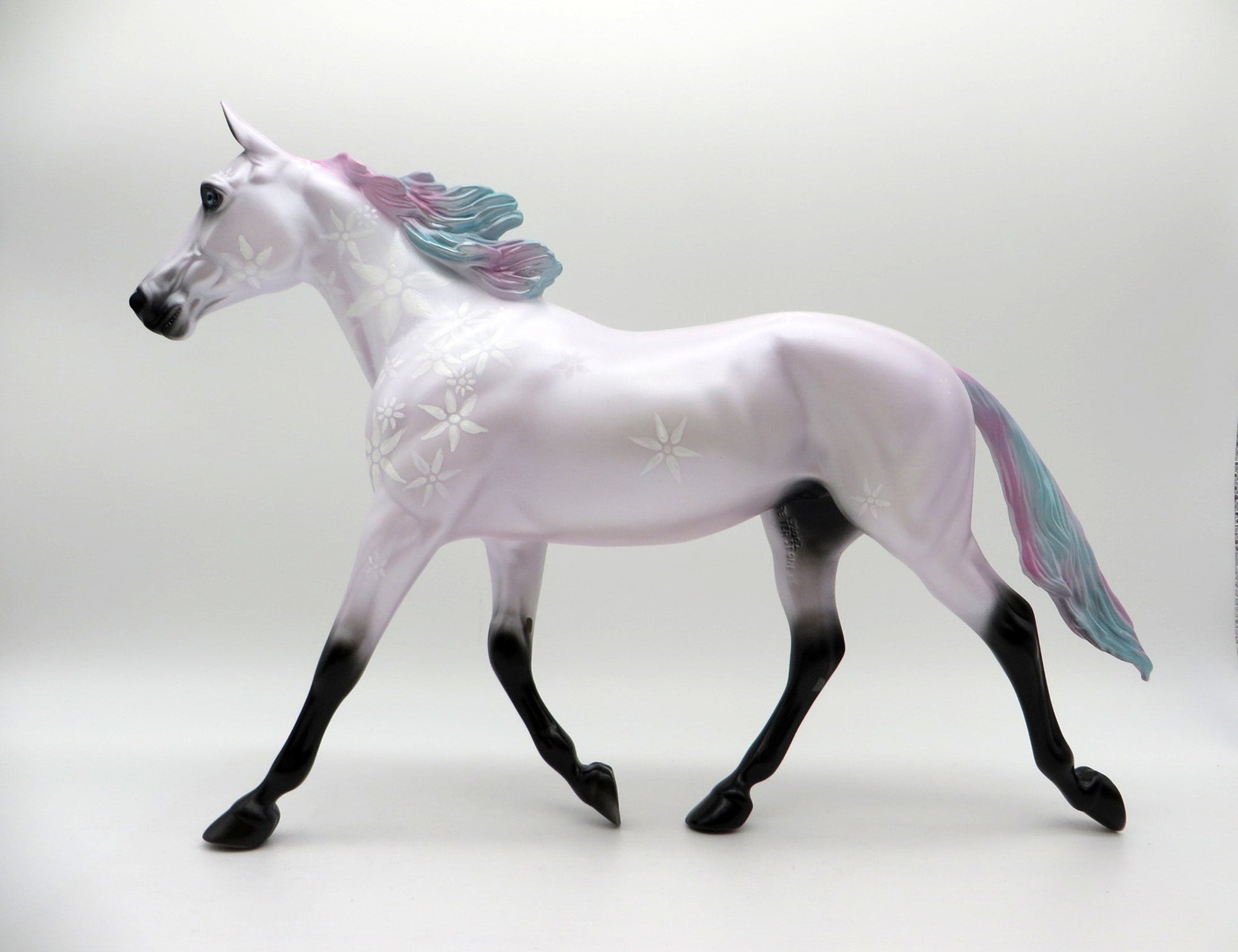 Be the Reason Someone Smiles-OOAK Palouse Decorator Painted By Ellen Robbins 6/11/21