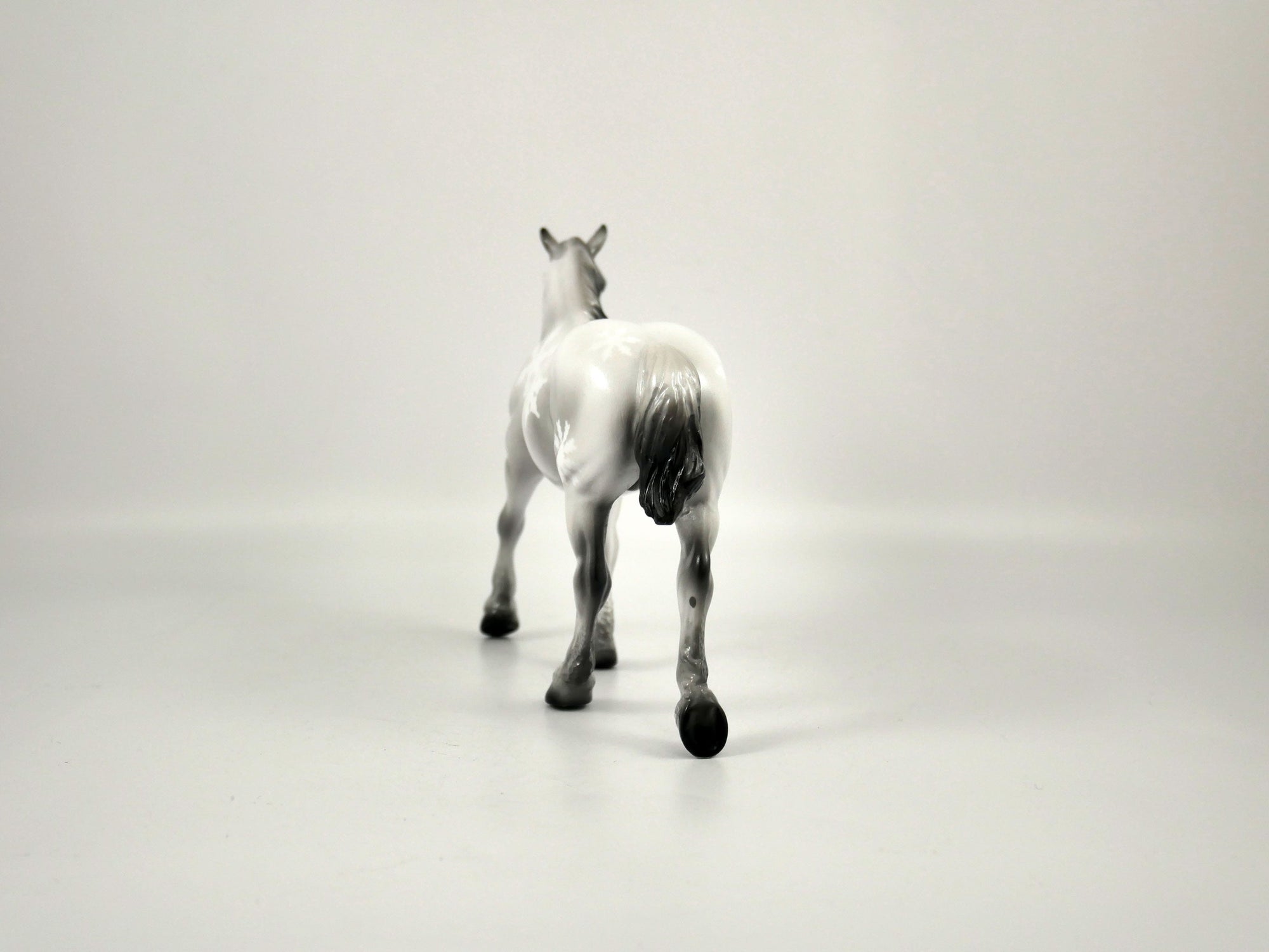 Brumous-OOAK Snowflake Trotting Draft Pebbles 12/16/20